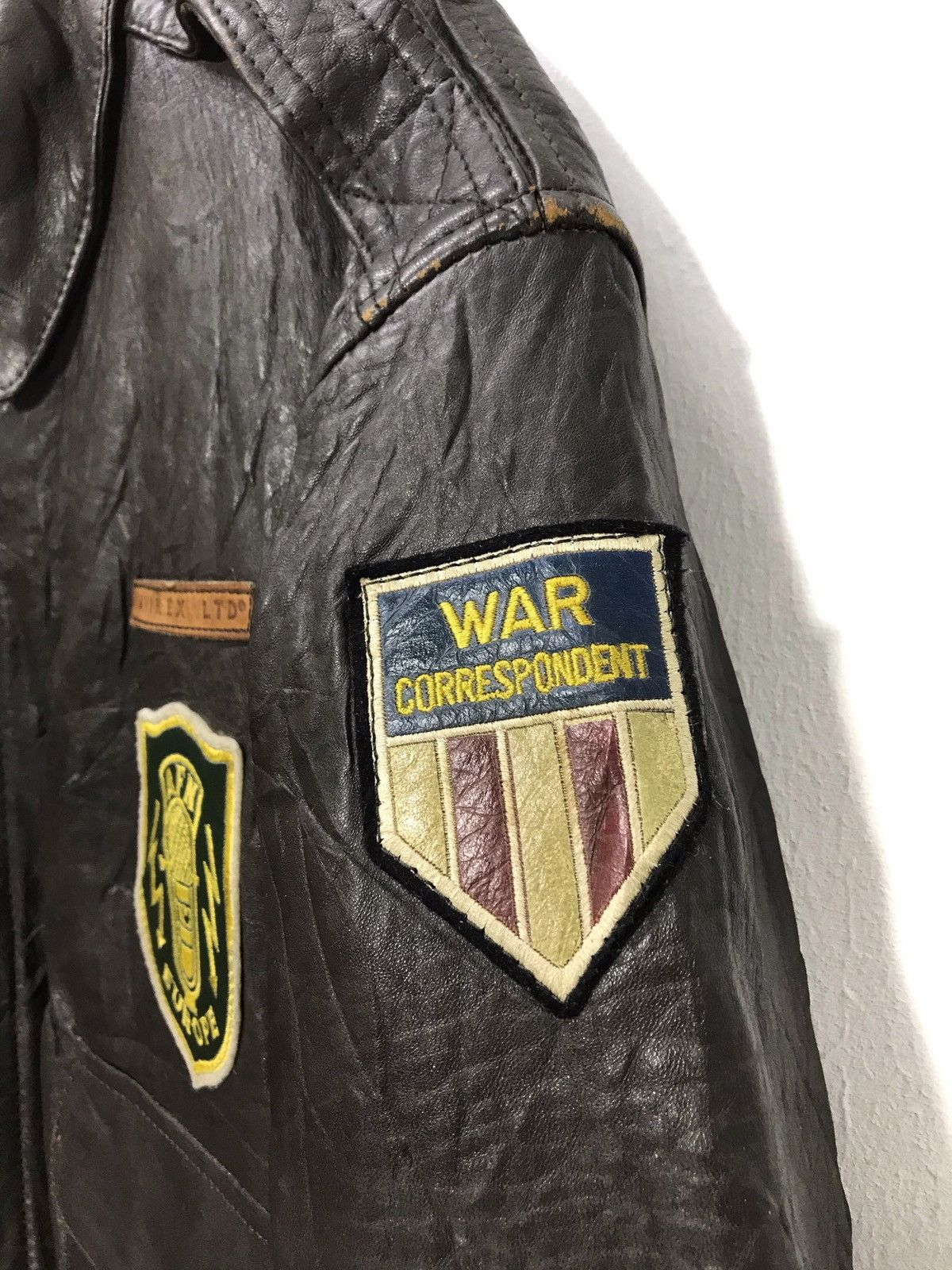 Avirex 🛩 Vtg 90s/80s Avirex Type A-2 Leather Jacket US Army 25🟩 Size US M / EU 48-50 / 2 - 6 Thumbnail