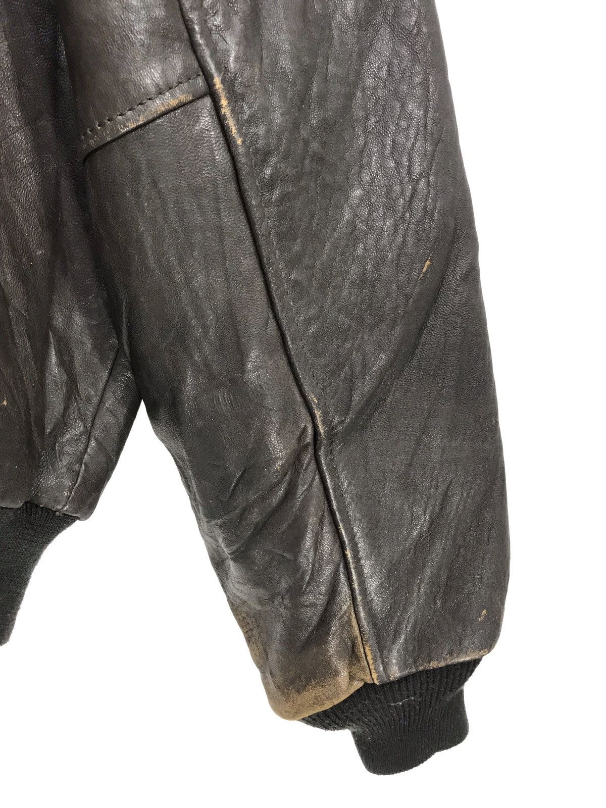 Avirex 🛩 Vtg 90s/80s Avirex Type A-2 Leather Jacket US Army 25🟩 Size US M / EU 48-50 / 2 - 8 Thumbnail