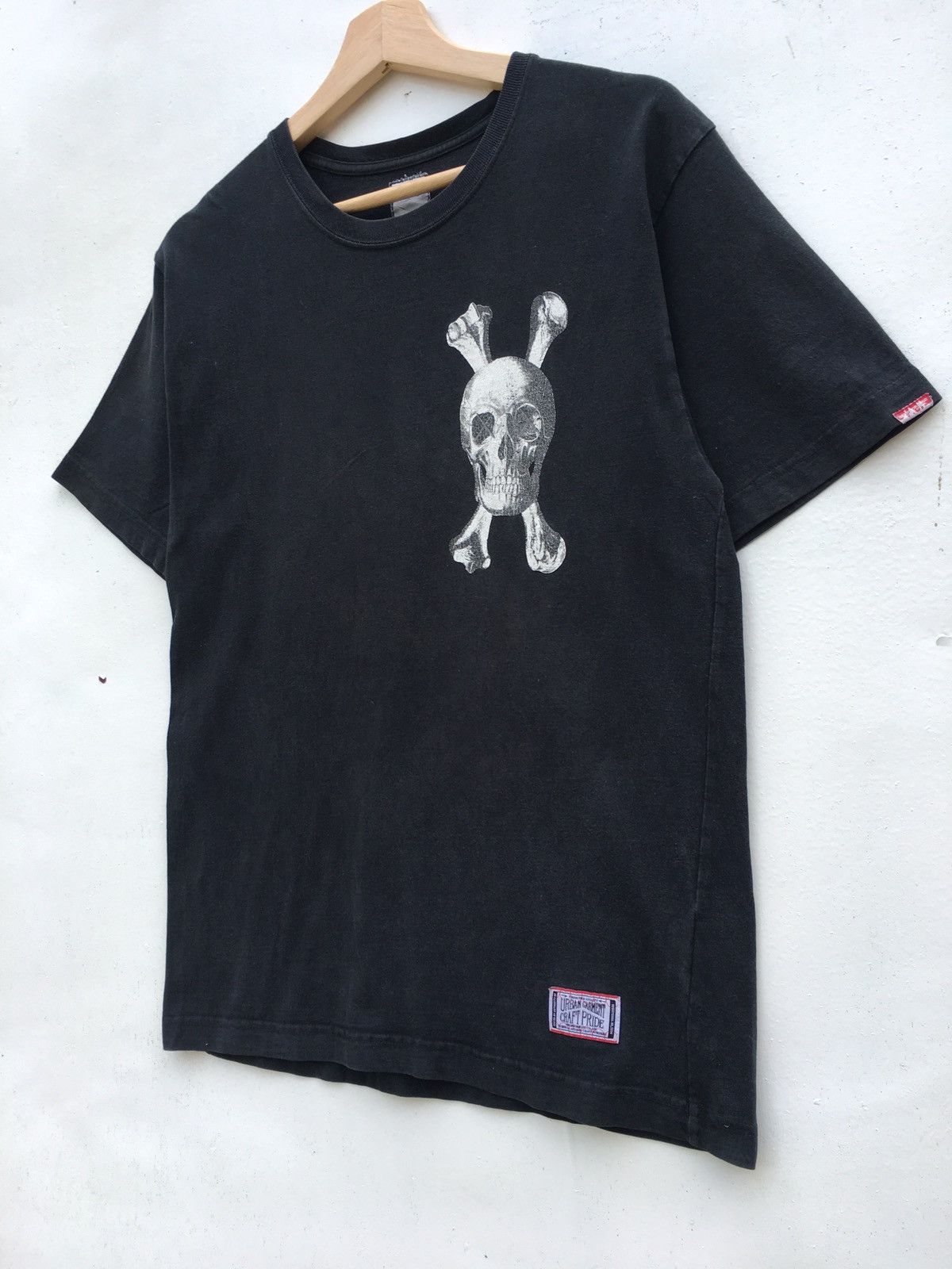 Original Fake Rare Neighborhood NBHD x Kaws Original Fake Tshirt Size US S / EU 44-46 / 1 - 9 Thumbnail