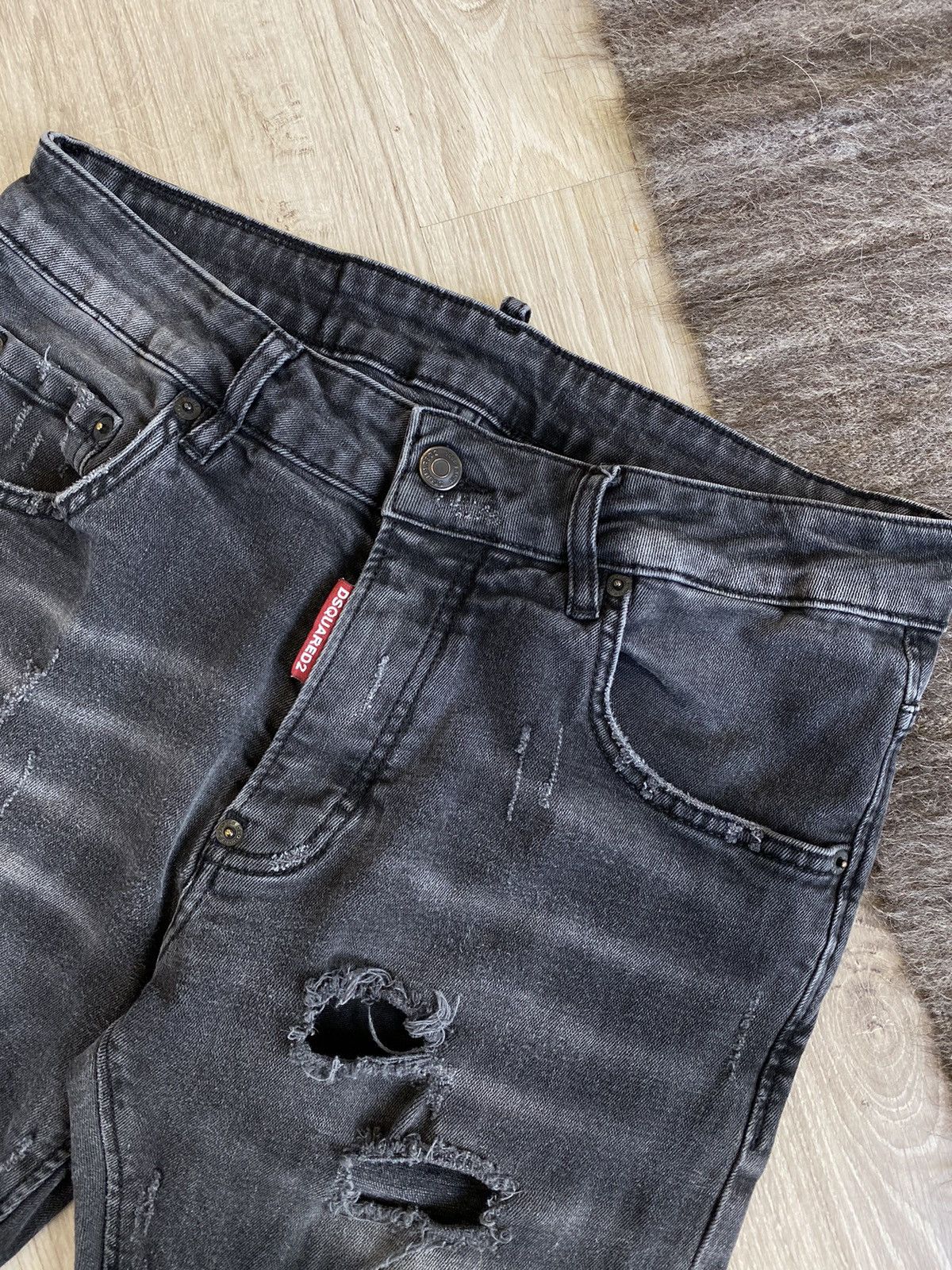Dsquared2 Dsquared2 Skinny Dan Torn Denim Jeans Size 48 4194AC Size US 32 / EU 48 - 4 Thumbnail
