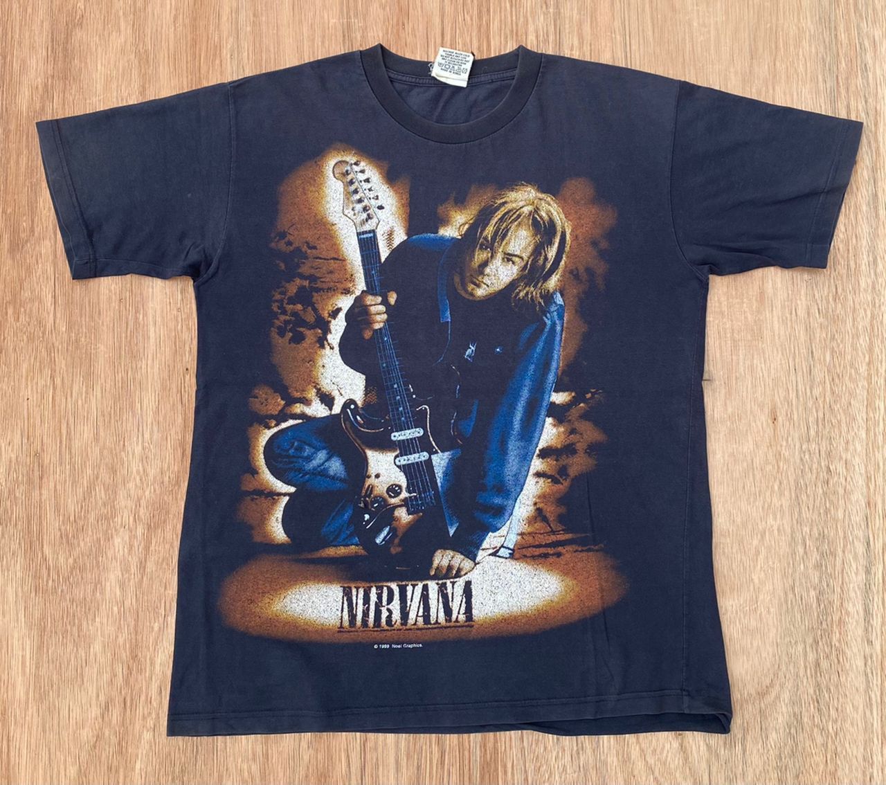 Band Tees × Nirvana × Vintage vintage tee E 1 nirvana kurt cobain Size US M / EU 48-50 / 2 - 1 Thumbnail
