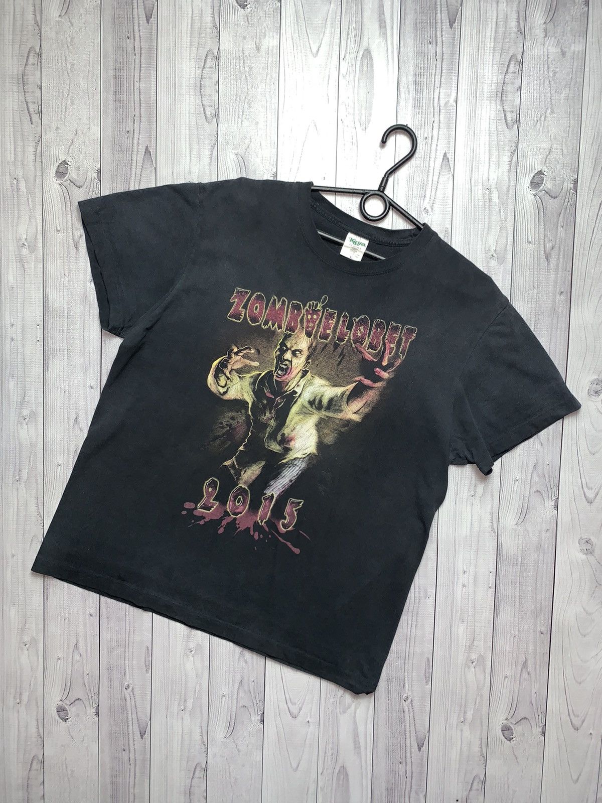 Vintage Vintage tee Zombies Horror movie size L Size US L / EU 52-54 / 3 - 1 Thumbnail