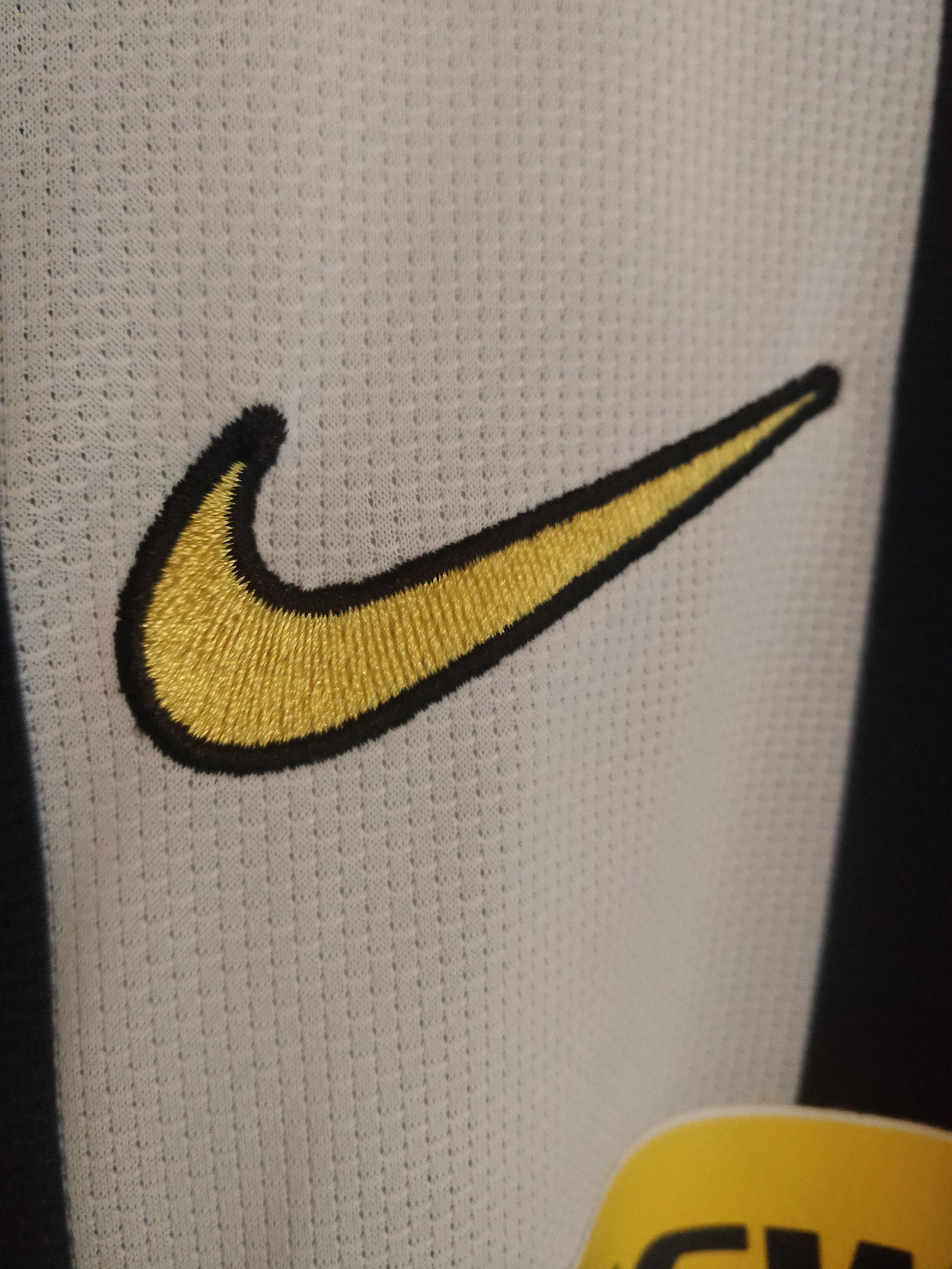 Nike Juventus MINT 2008 Home Jersey Nike Size US L / EU 52-54 / 3 - 6 Thumbnail