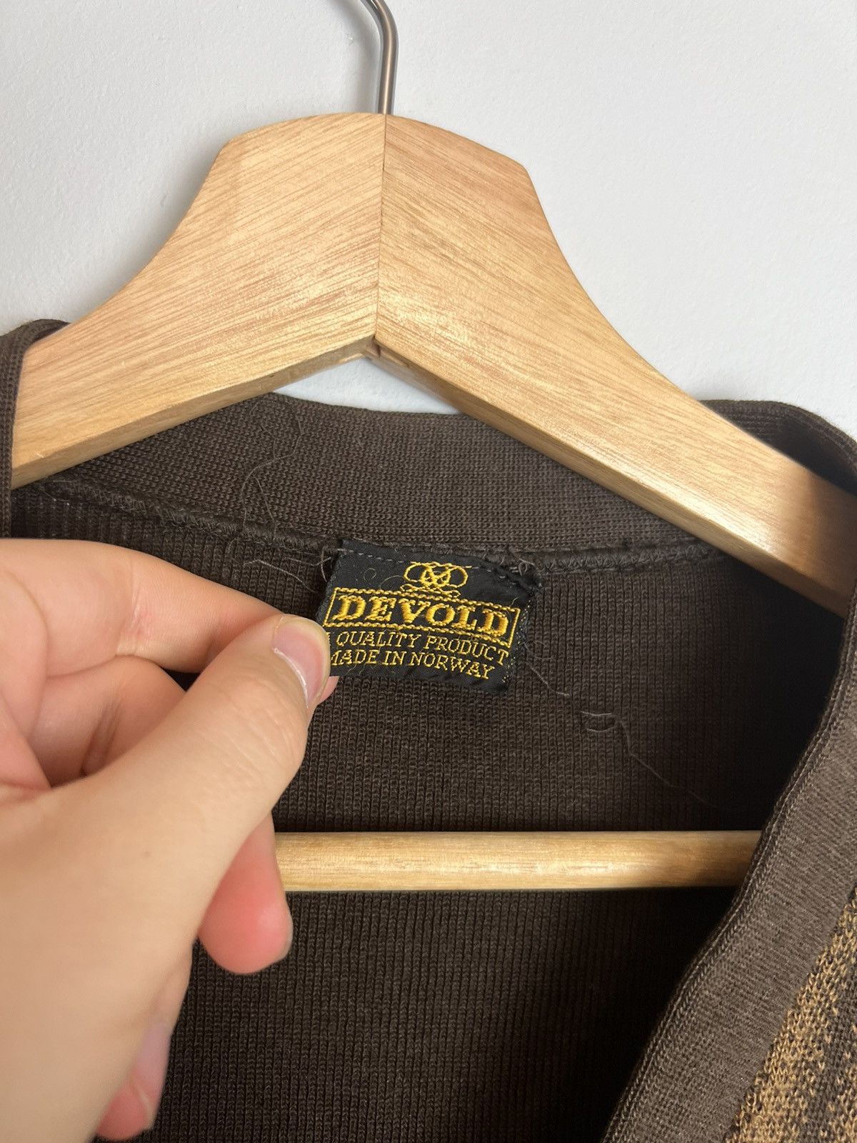 Japanese Brand Vintage Cardigan Brown Cw Norwegian Kurt Cobain Vibe Capitol Size US M / EU 48-50 / 2 - 6 Thumbnail
