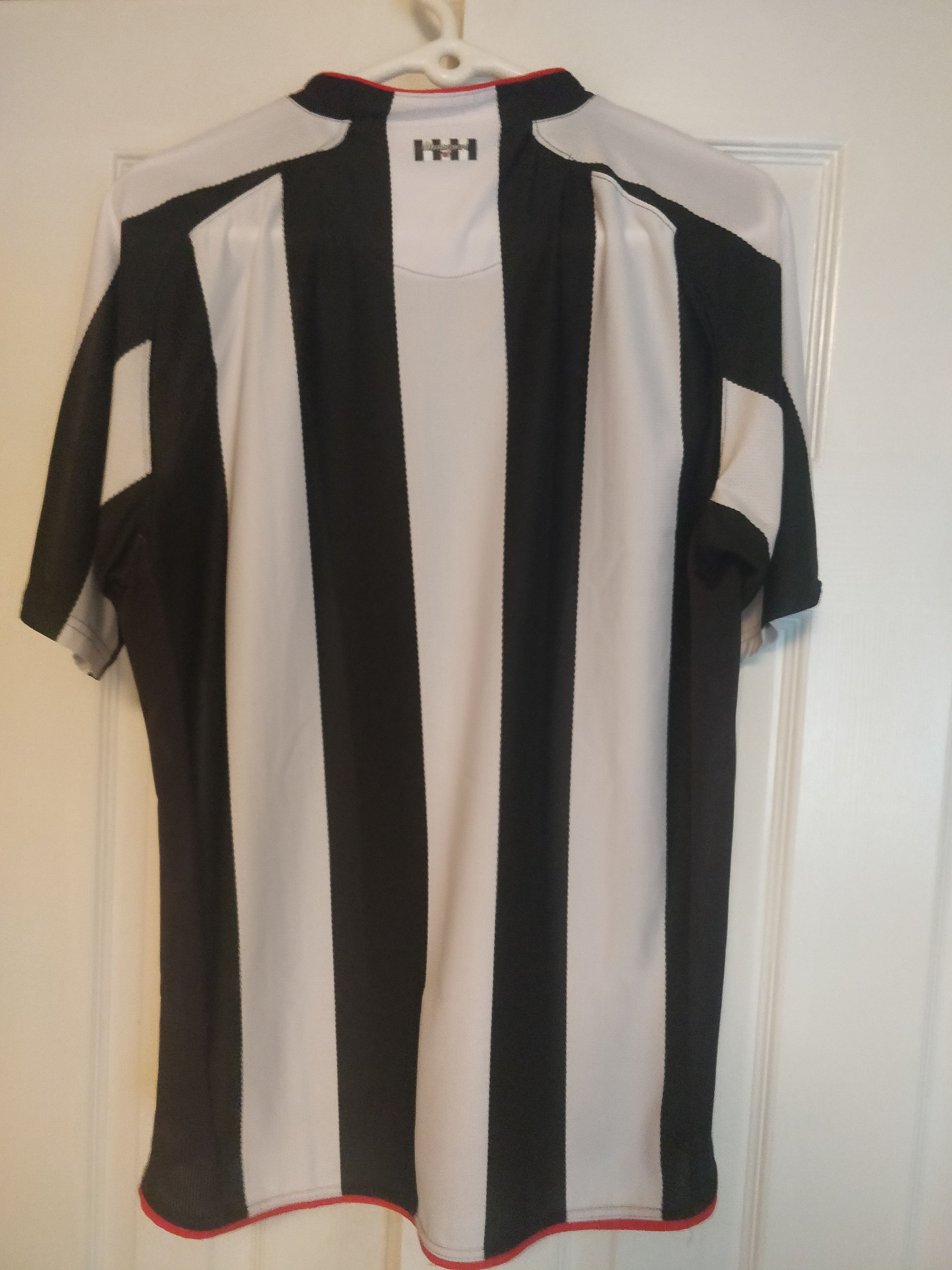 Nike Juventus 2007 Home Jersey Nike Size US L / EU 52-54 / 3 - 4 Thumbnail