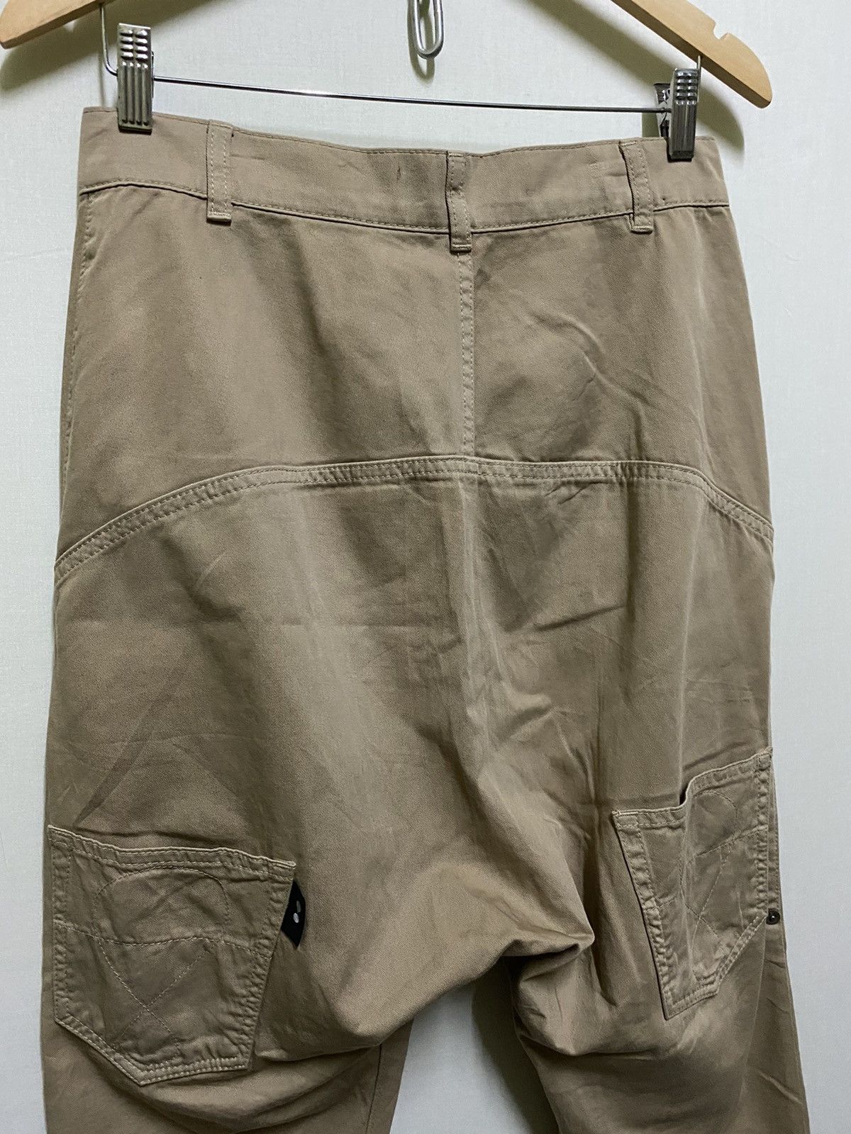 Issey Miyake × Japanese Brand × mercibeaucoup Mercibeaucoup Carrot Pants Size US 28 / EU 44 - 5 Thumbnail