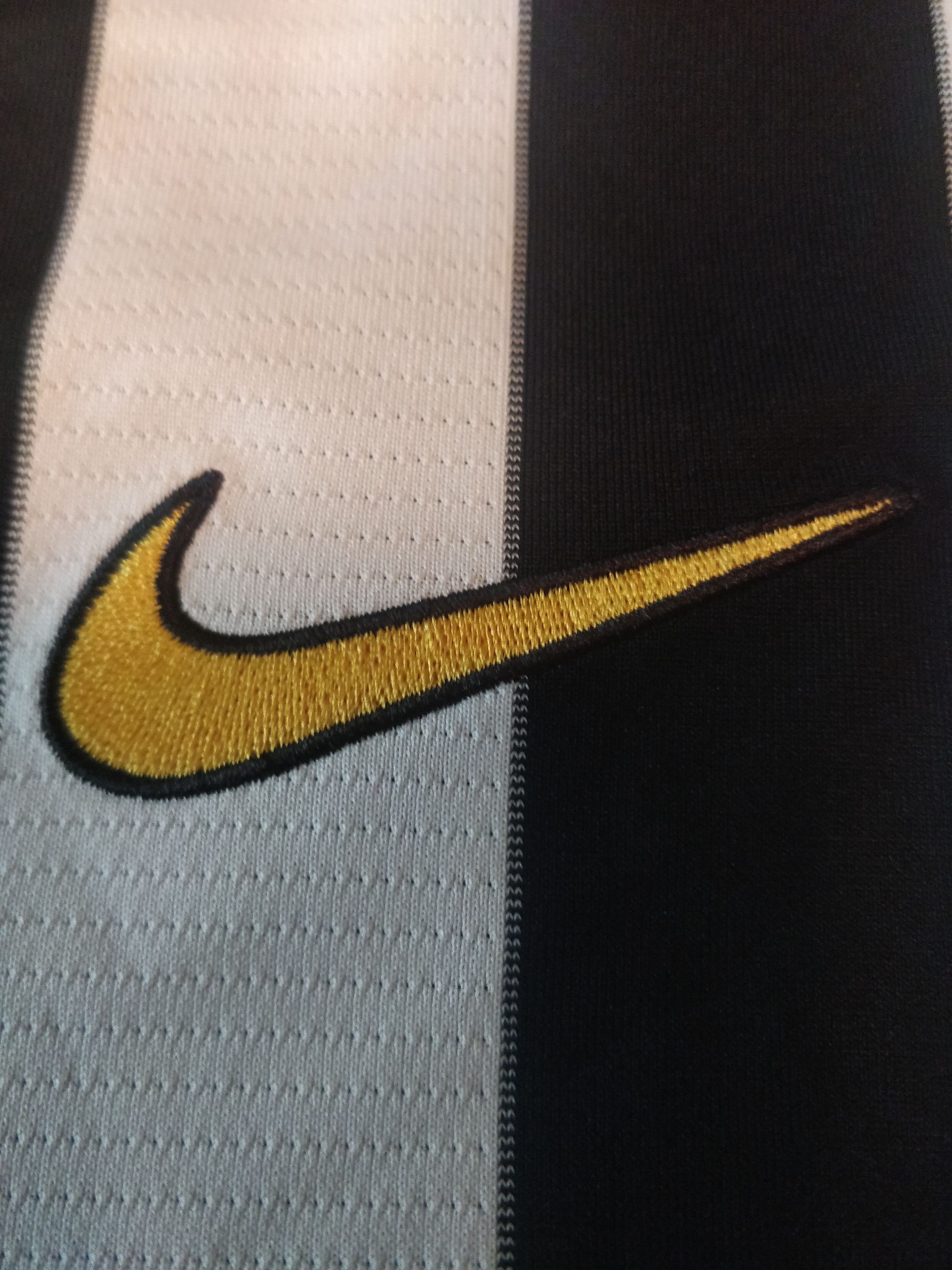 Nike Juventus BNWT 2013 Home Jersey Player Issue Nike Size US L / EU 52-54 / 3 - 5 Thumbnail