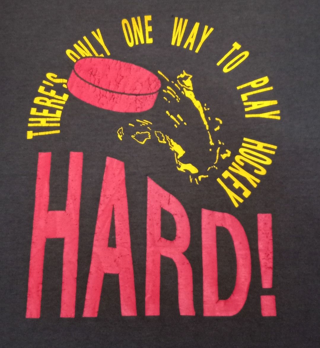 NHL × Vintage Vintage There's Only One Way To Play Hockey HARD! T-shirt Size US XXL / EU 58 / 5 - 5 Thumbnail
