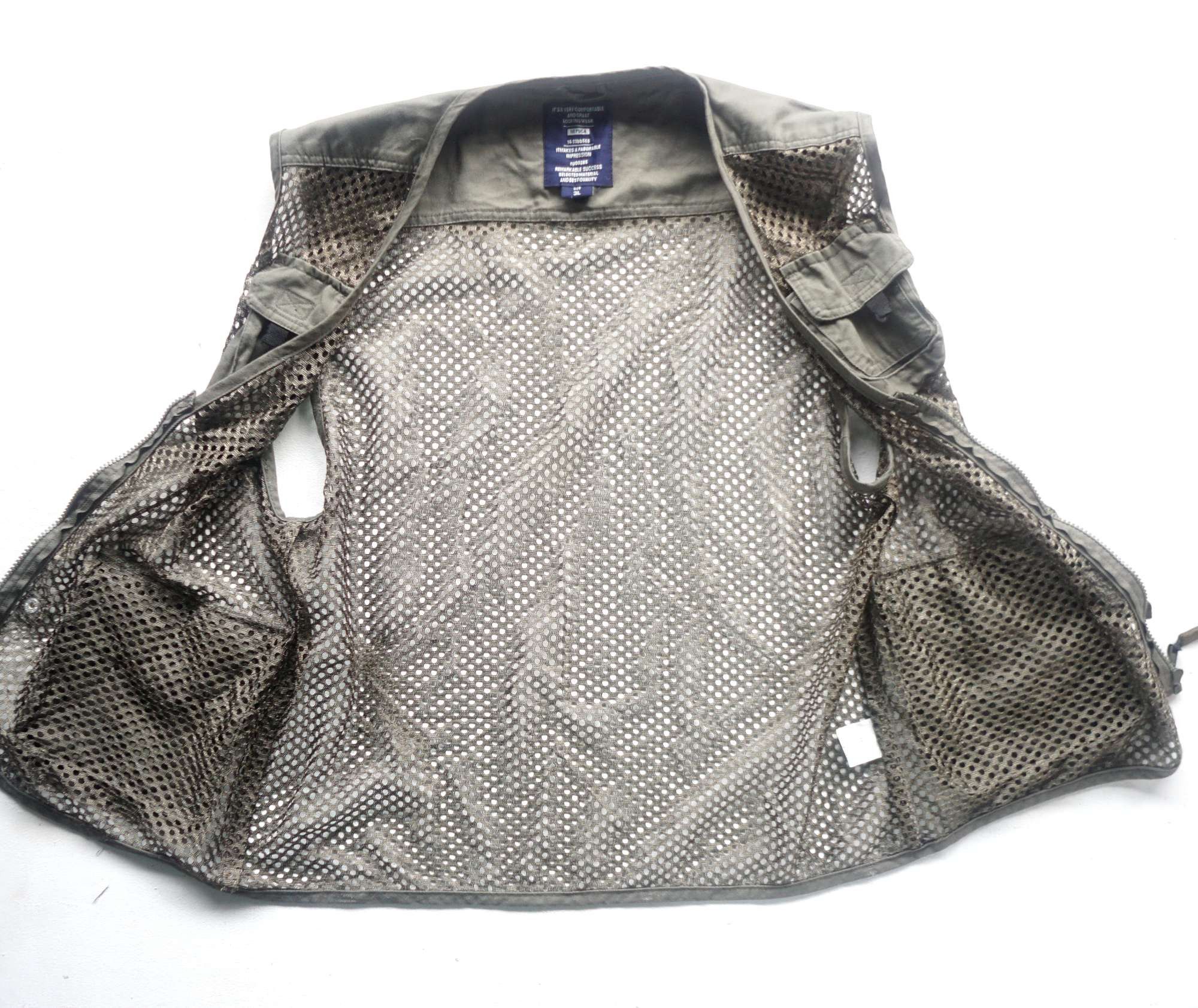 Japanese Brand NEPUCA Army Green Mesh Multi Pockets Tactical Vest Size US XL / EU 56 / 4 - 7 Thumbnail