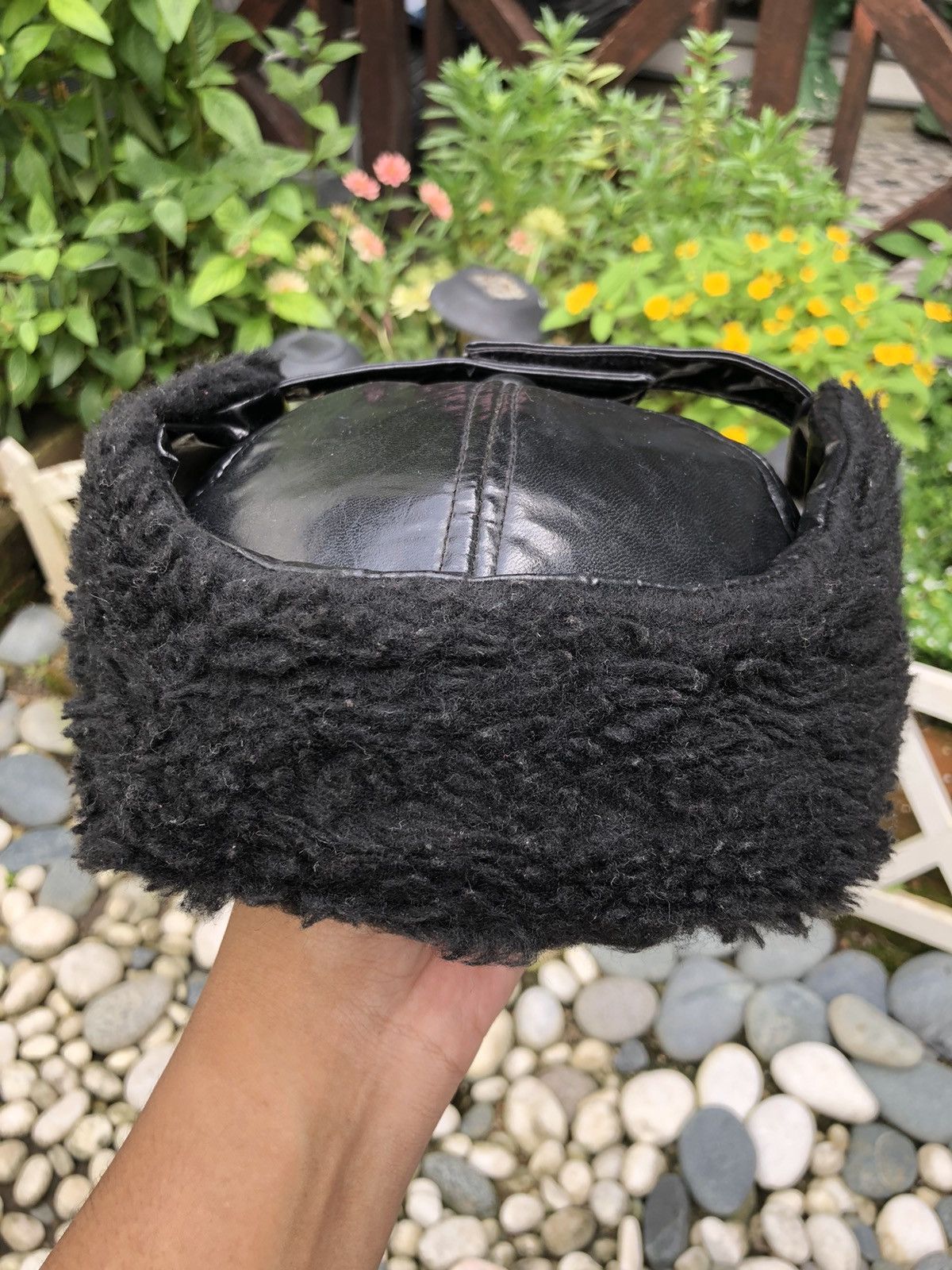 Japanese Brand AUTHENTIC FUR TRIM WINTER TRAPPER HAT WITH EAR WARMER FLAPS Size ONE SIZE - 7 Thumbnail