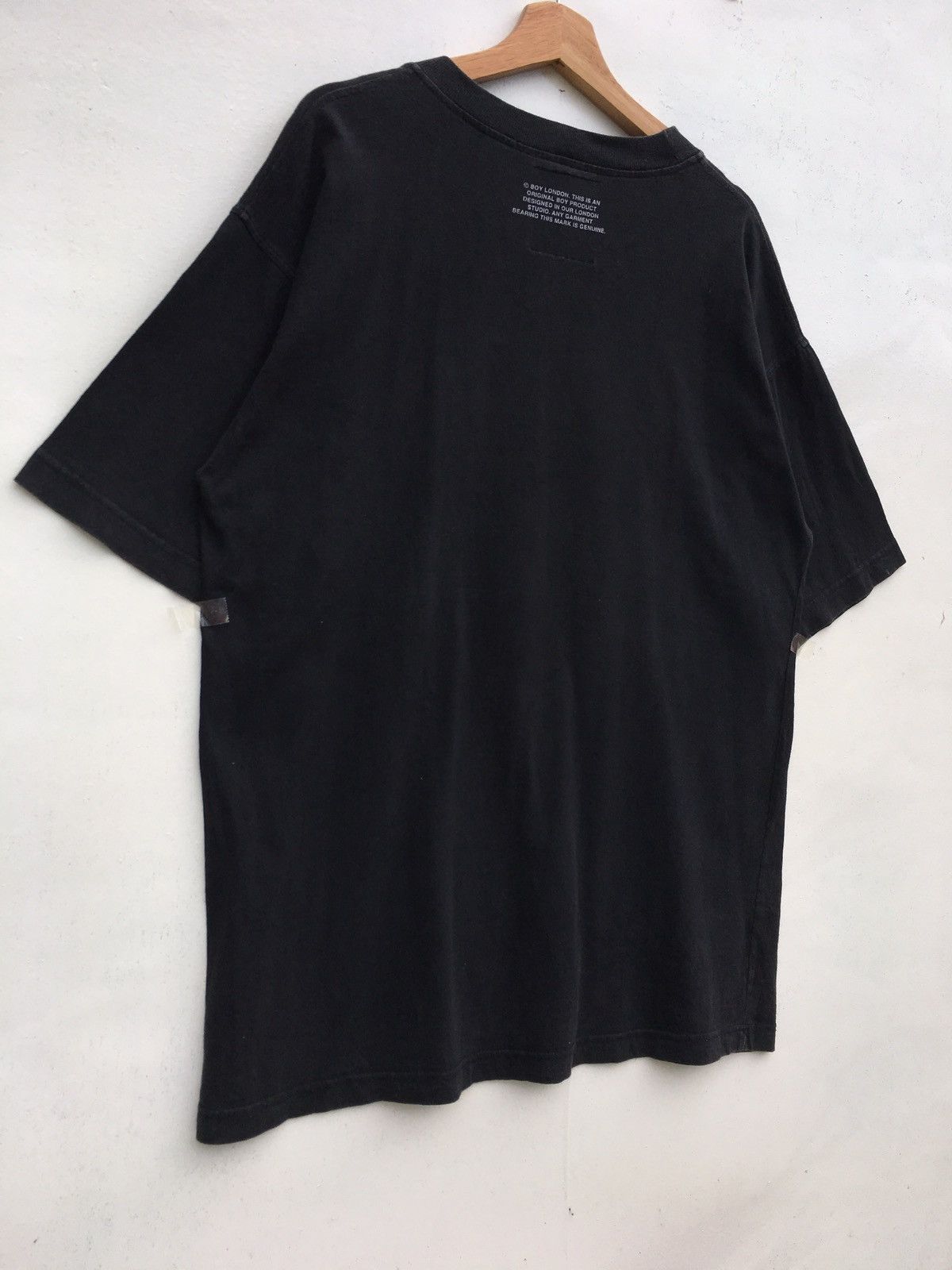 Boy London Vintage 90s Boy London Big Logo Spellout T Shirt Size US L / EU 52-54 / 3 - 11 Thumbnail