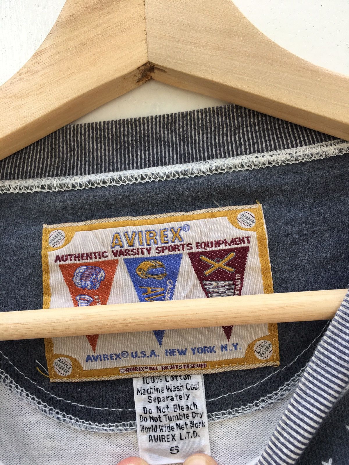 Avirex VTG Athlete Sweatshirt Avirex Winter Games 60s Ski ing Team Size US L / EU 52-54 / 3 - 5 Thumbnail