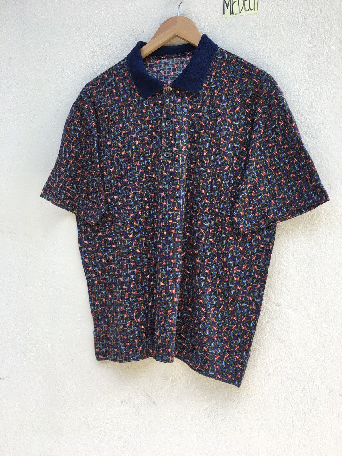 Salvatore Ferragamo Vintage Salvatore Ferragamo Collar Tshirt Size US M / EU 48-50 / 2 - 3 Thumbnail