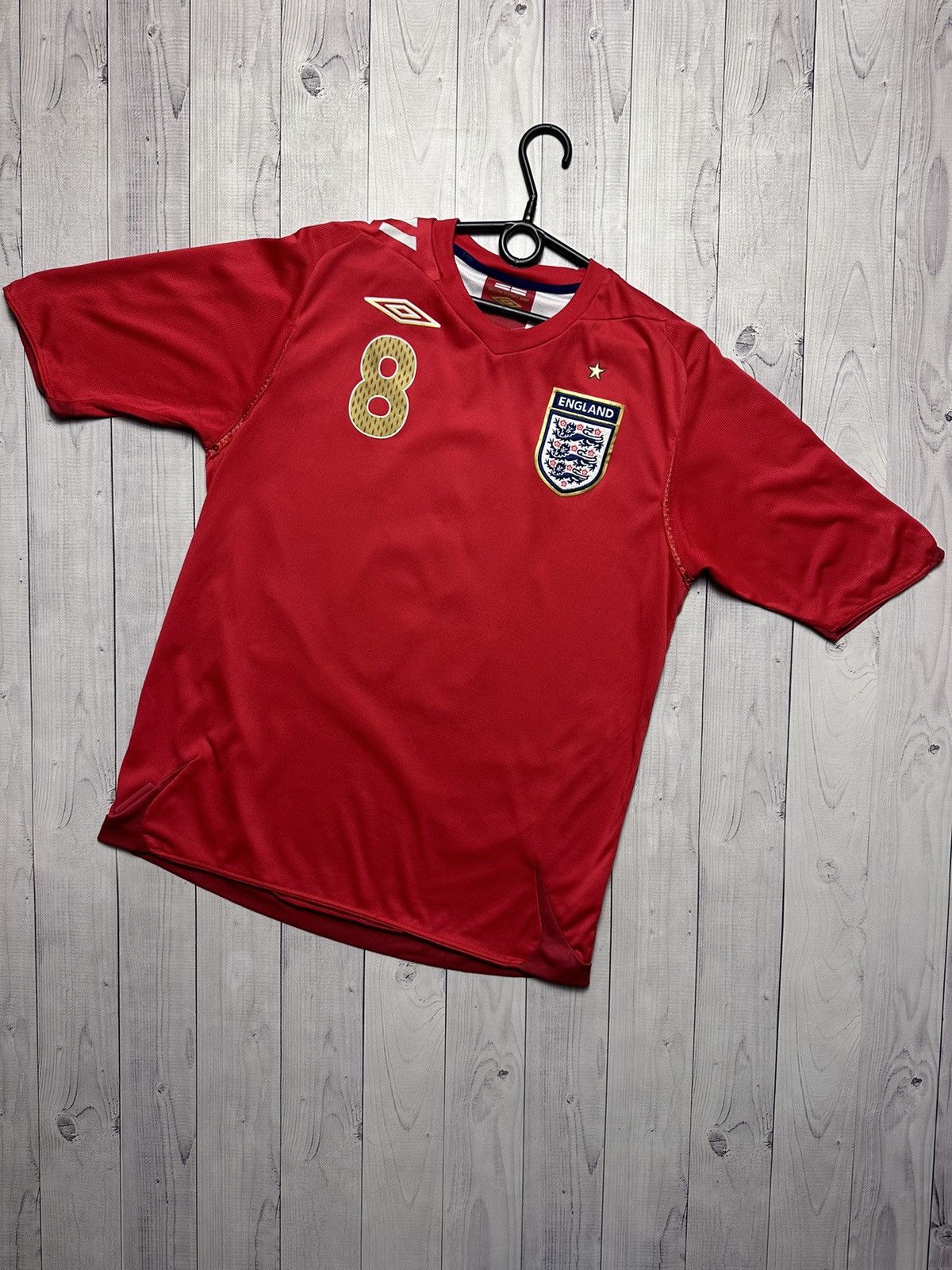 Umbro × Vintage Vintage Umbro England 8 Lampard soccer jersey size M Size US M / EU 48-50 / 2 - 3 Thumbnail