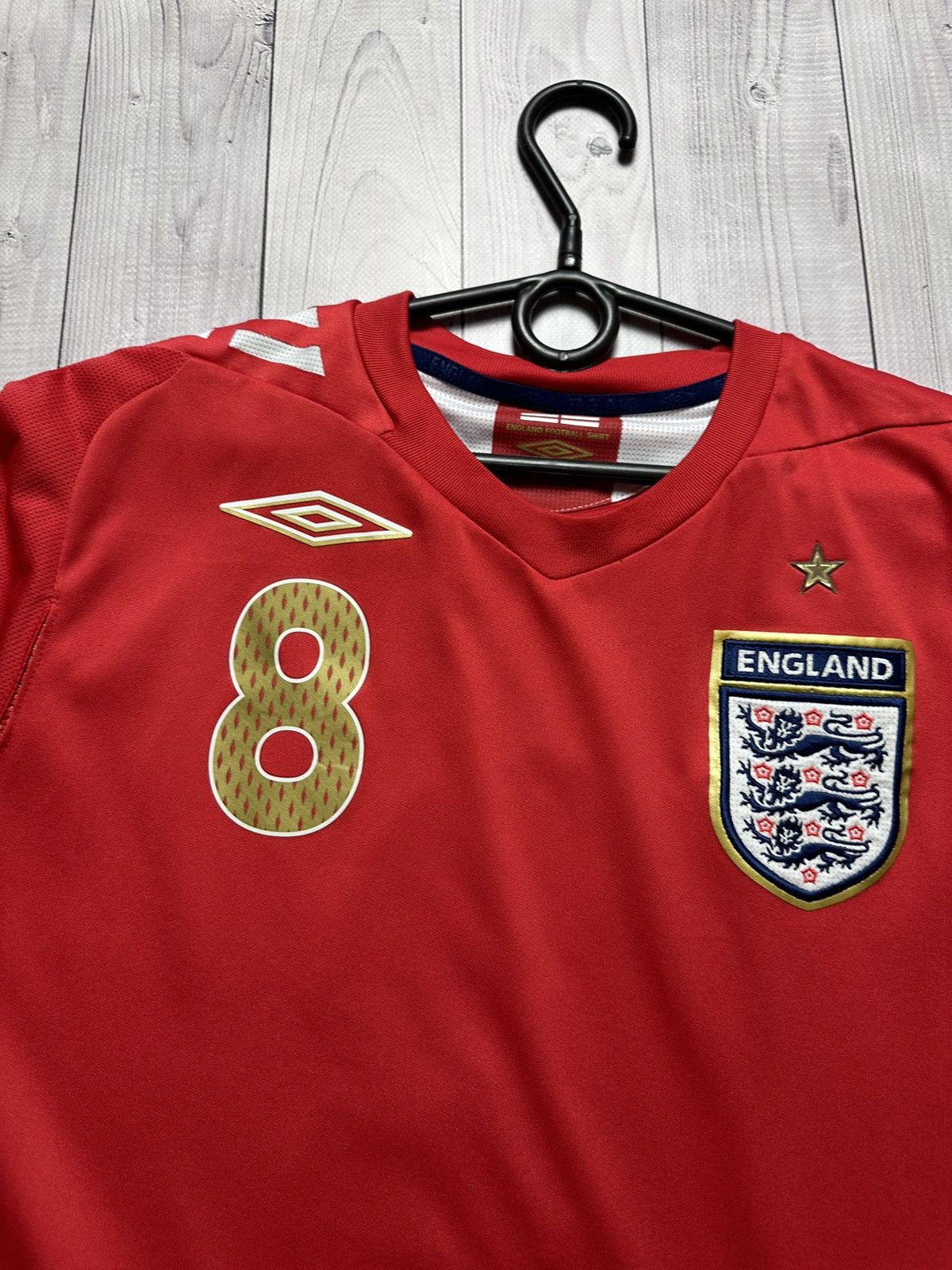 Umbro × Vintage Vintage Umbro England 8 Lampard soccer jersey size M Size US M / EU 48-50 / 2 - 4 Thumbnail