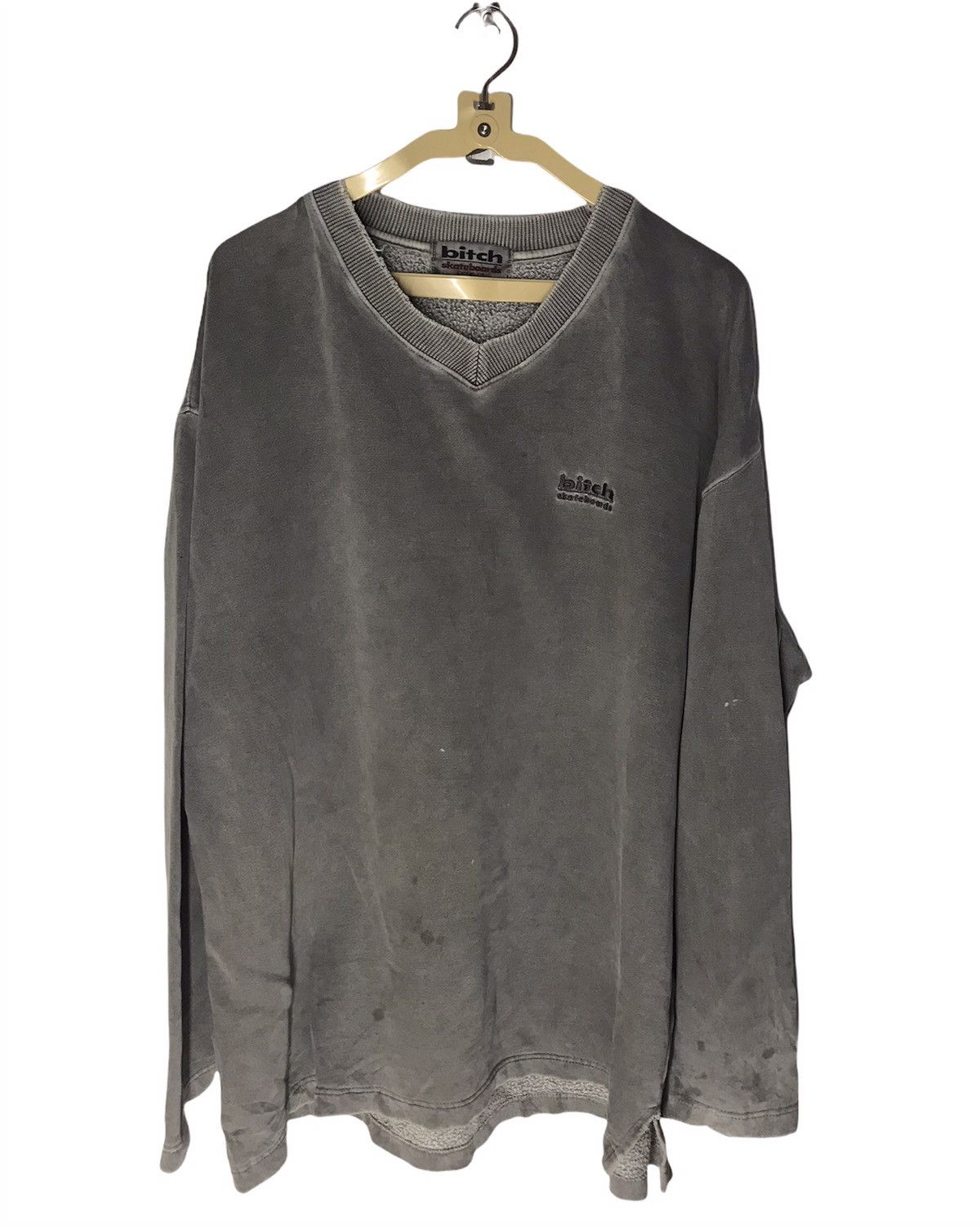 Other × Vintage 🔥rare🔥Bitch skateboard vneck sweatshirt distressed Size US L / EU 52-54 / 3 - 1 Thumbnail