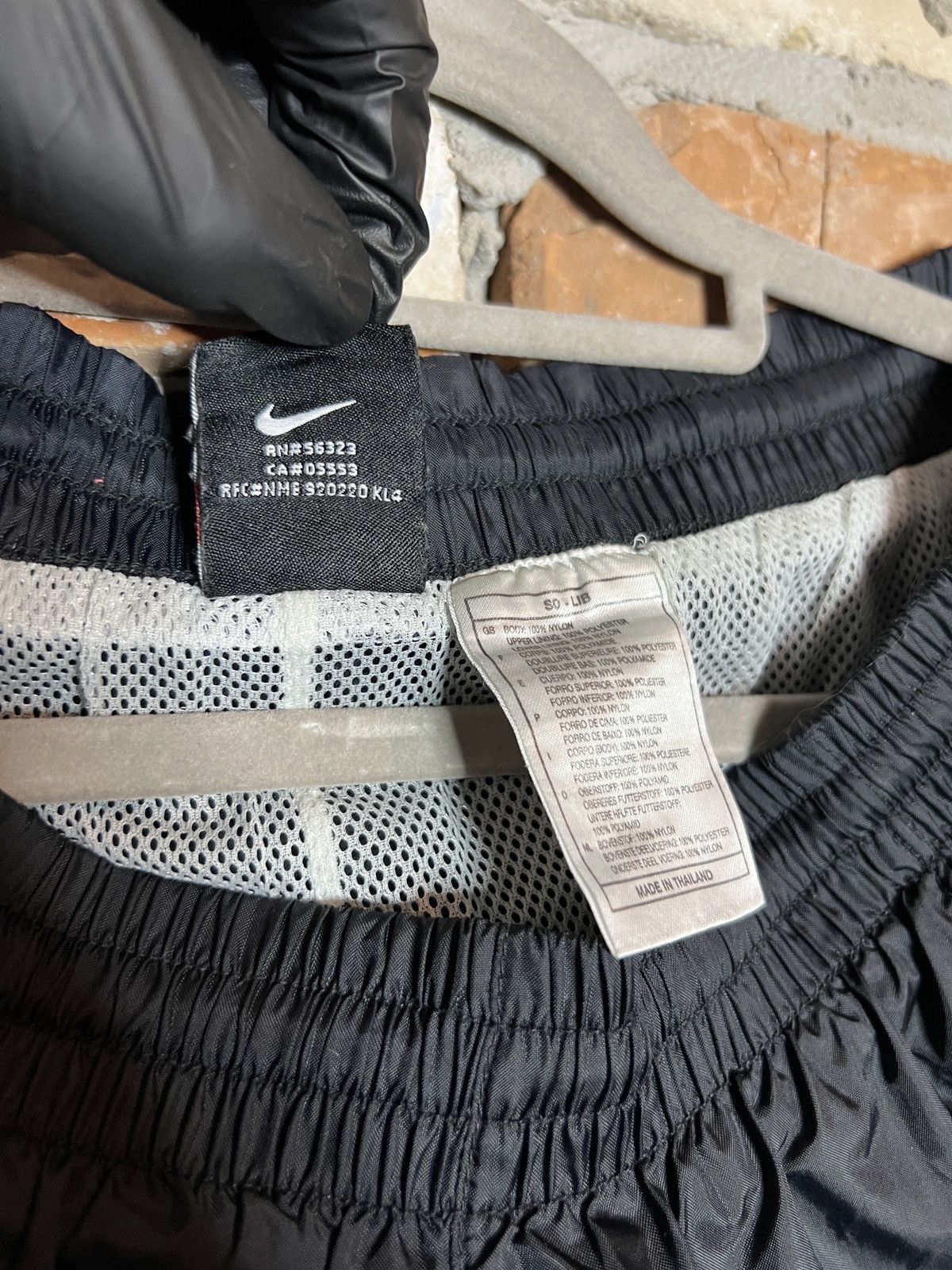 Nike Vintage Nike Nylon Track Pants Small Swoosh Logo Size XL Size US 36 / EU 52 - 8 Thumbnail