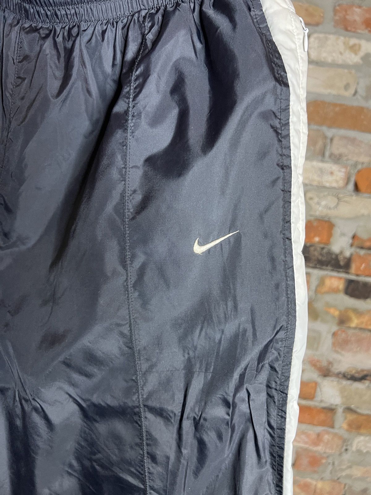 Nike Vintage Nike Nylon Track Pants Small Swoosh Logo Size XL Size US 36 / EU 52 - 3 Thumbnail