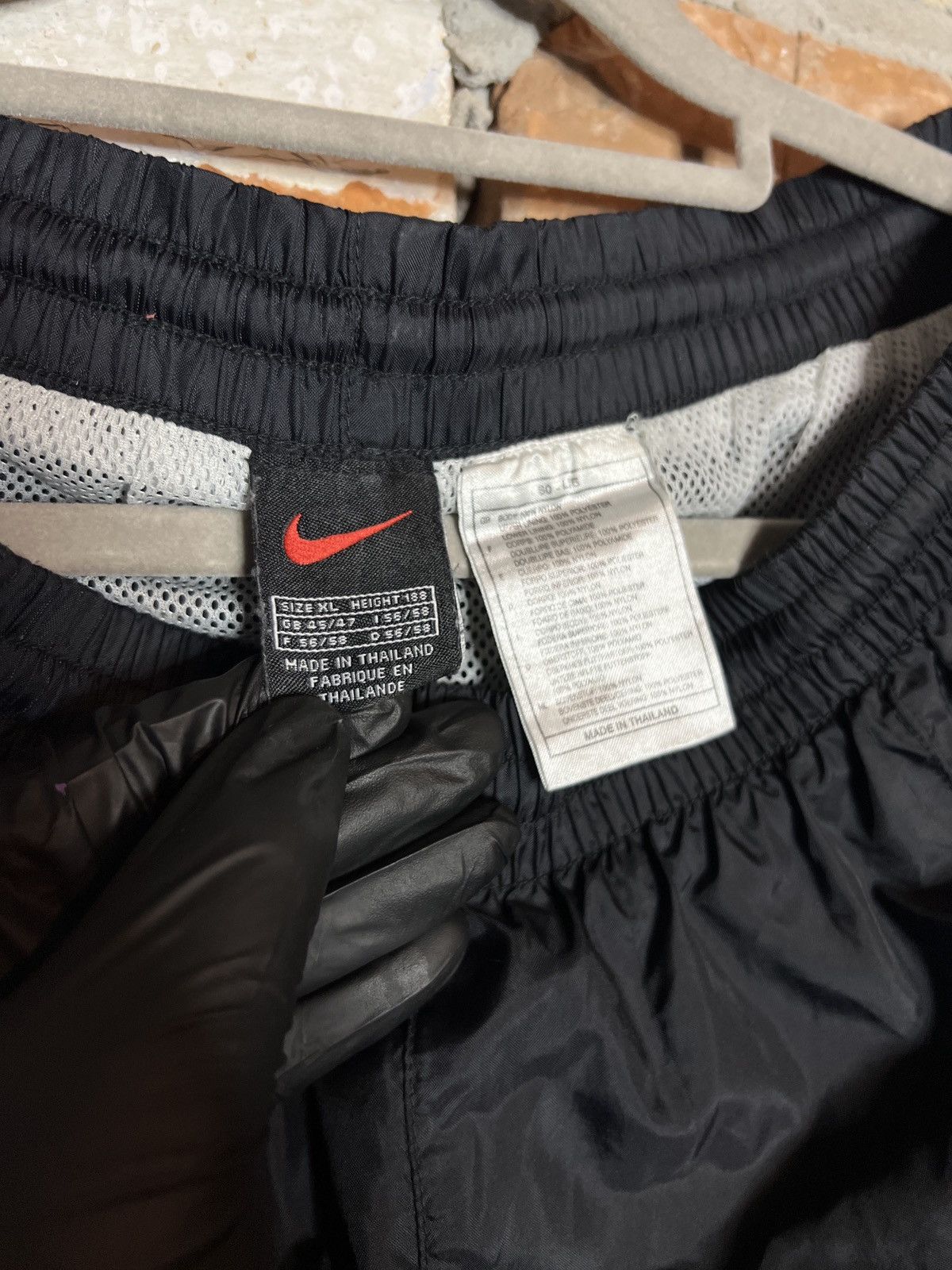 Nike Vintage Nike Nylon Track Pants Small Swoosh Logo Size XL Size US 36 / EU 52 - 7 Thumbnail