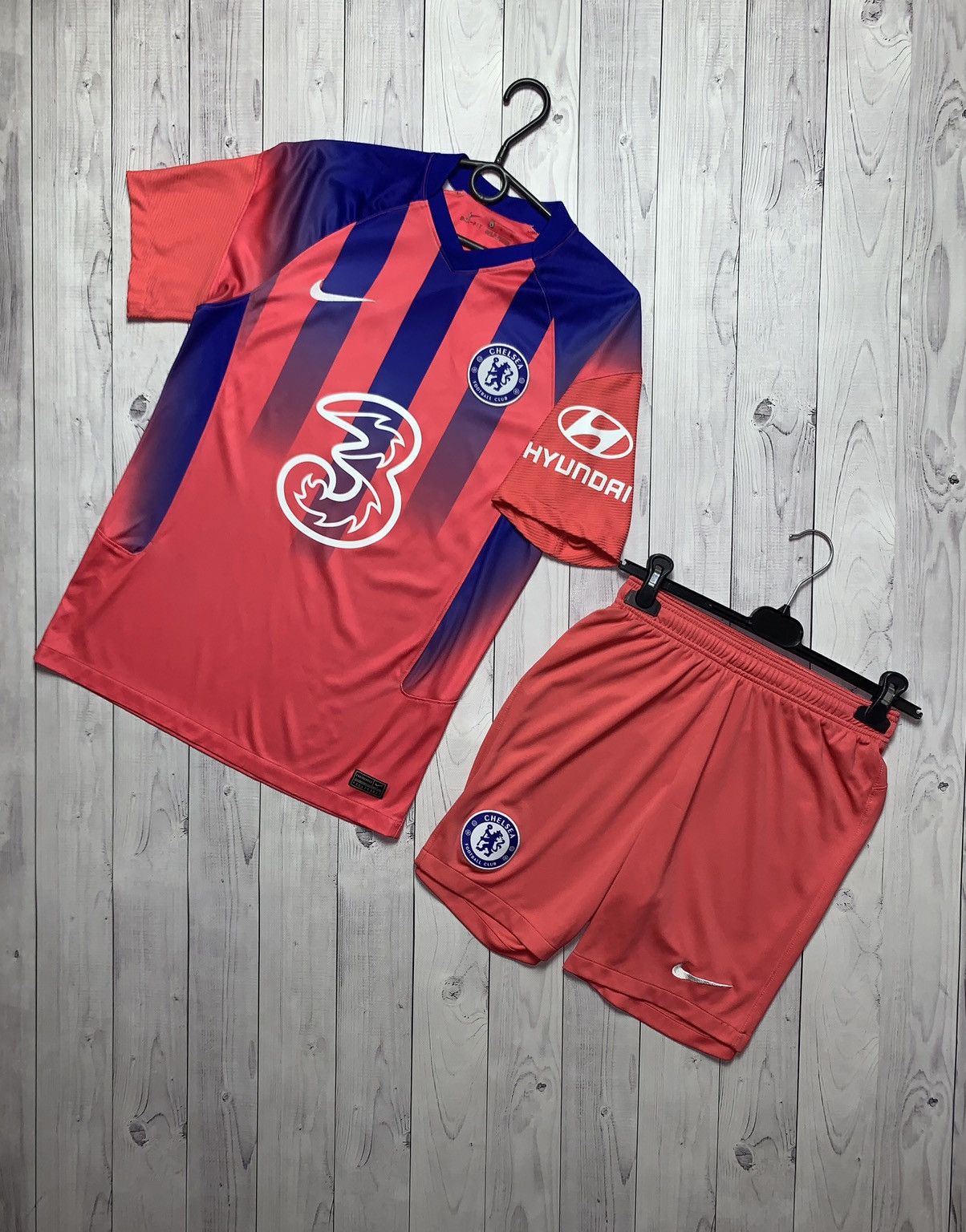 image of Chelsea Soccer x Nike Soccer Jersey Shorts Chelsea Away Pink Nike Size S, Men's