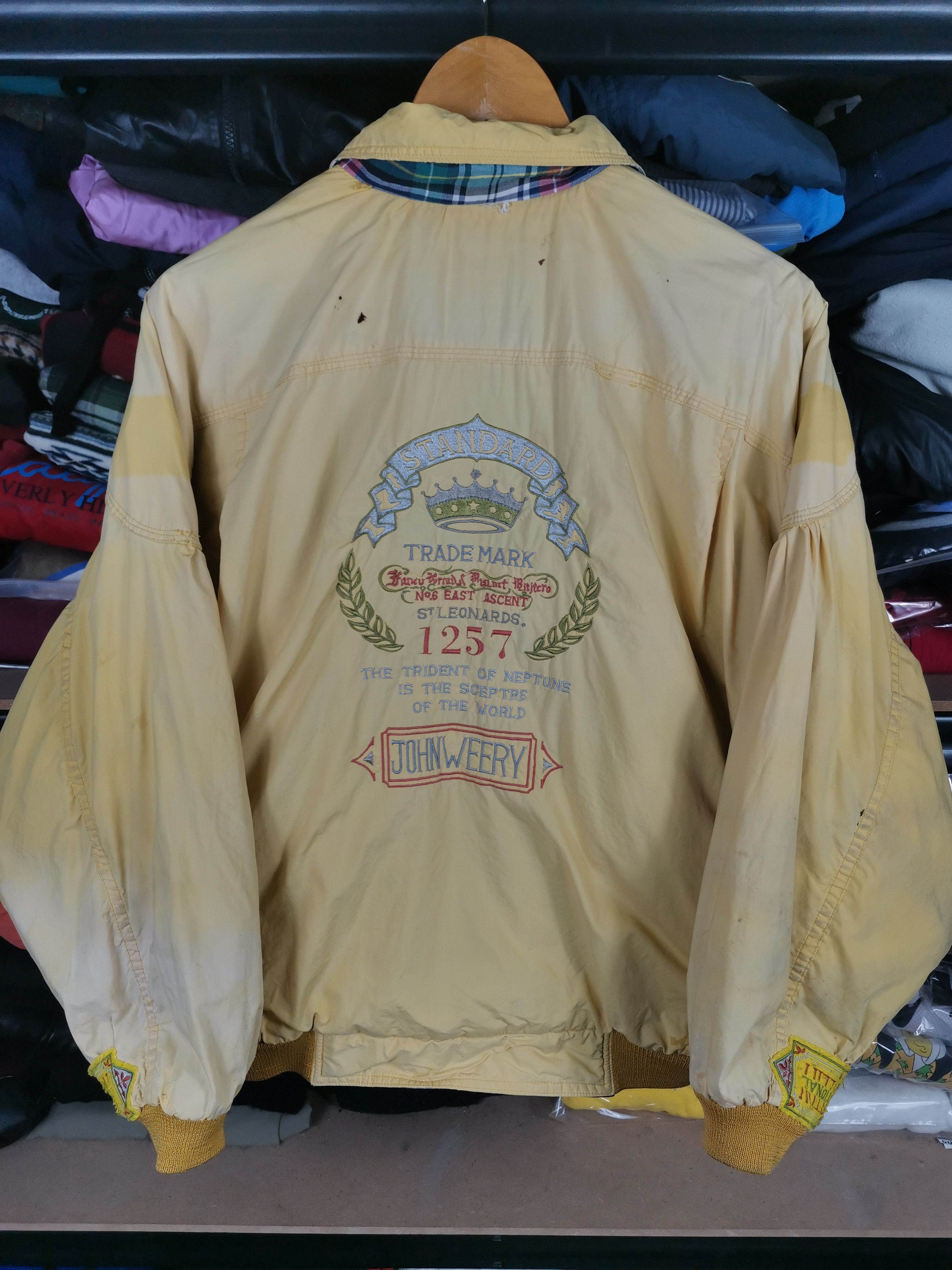 Japanese Brand Vintage Trashed Reversible Bomber Jacket John Werry Faded Size US XL / EU 56 / 4 - 1 Thumbnail