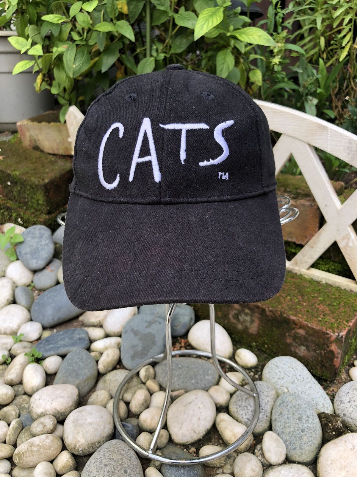 Band Tees × Vintage AUTHENTIC VINTAGE EMBROIDERY CATS 1981 CAP HAT Size ONE SIZE - 1 Thumbnail