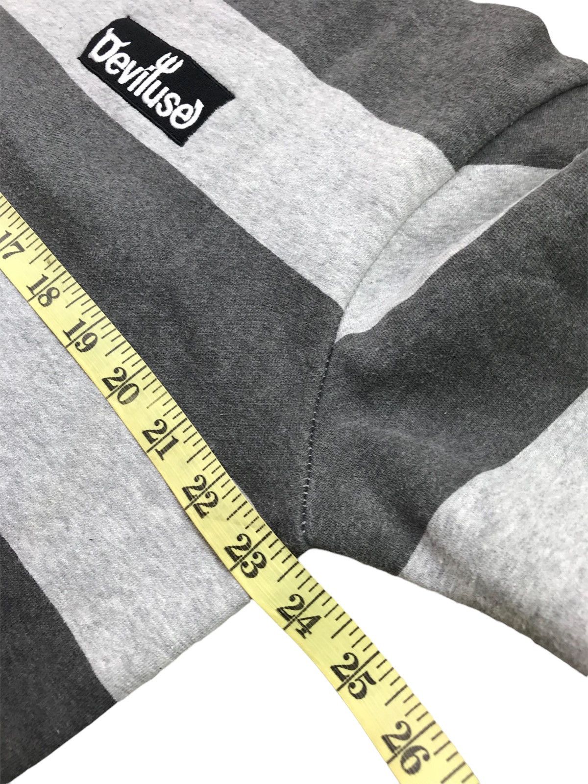 Devilock × Japanese Brand 🔥VINTAGE DEVILUSE SWEATSHIRT Size US L / EU 52-54 / 3 - 15 Thumbnail