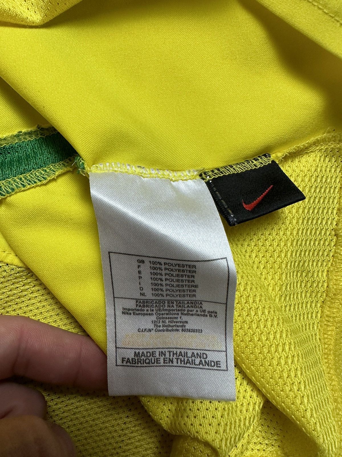 Nike × Vintage Vintage Nike Soccer Jersey Brazil Brasil size S Size US S / EU 44-46 / 1 - 4 Thumbnail