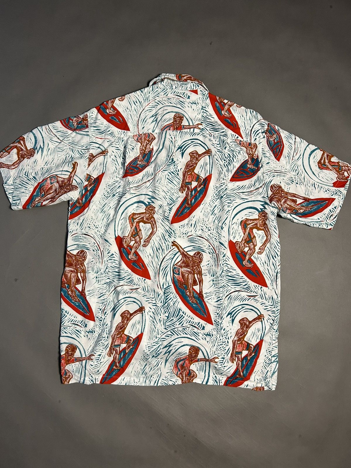 Mambo × Vintage Mambo Loud Shirt white surfers Hawaiian rare Australian Size US L / EU 52-54 / 3 - 7 Thumbnail