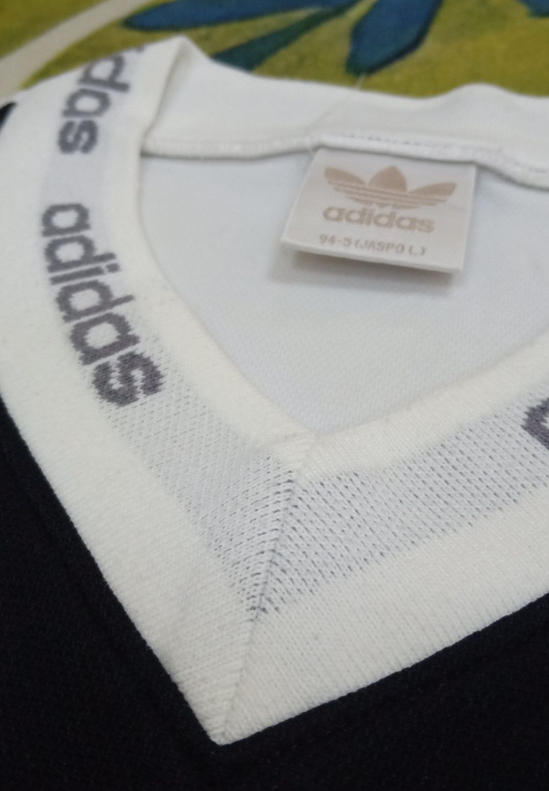 Adidas Vintage 90s Adidas With The Three Stripes Jersey Size US L / EU 52-54 / 3 - 15 Thumbnail