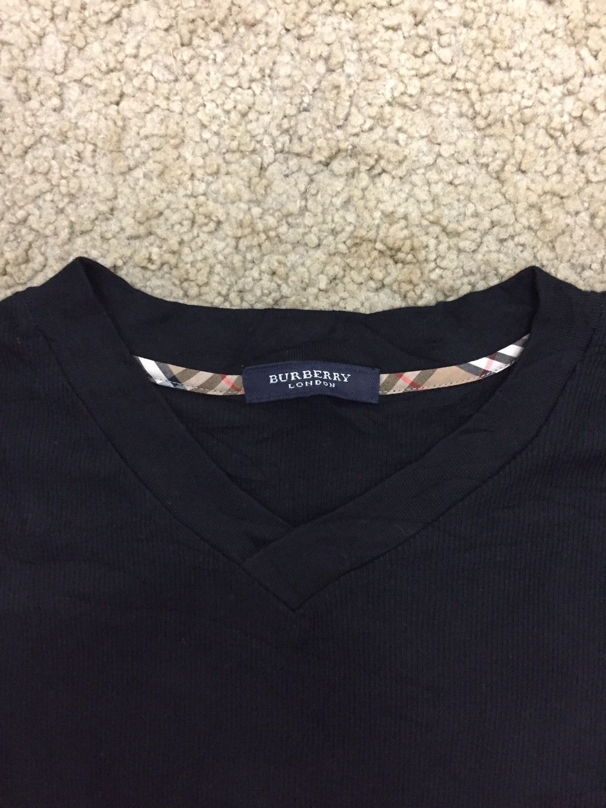 Burberry BURBERRY London Plain Black Singlet V-neck T-Shirt Size US M / EU 48-50 / 2 - 2 Thumbnail