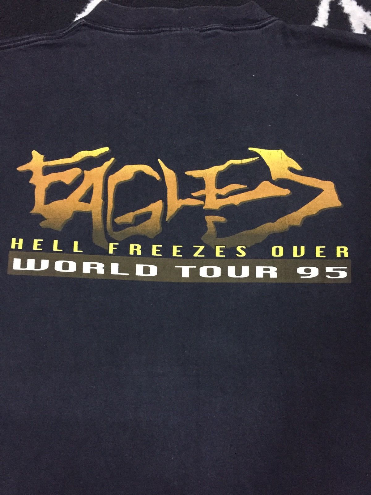 Band Tees 🔥Last Drop🔥Vintage Eagles ‘94 Tour Giant Tees Size US L / EU 52-54 / 3 - 6 Thumbnail