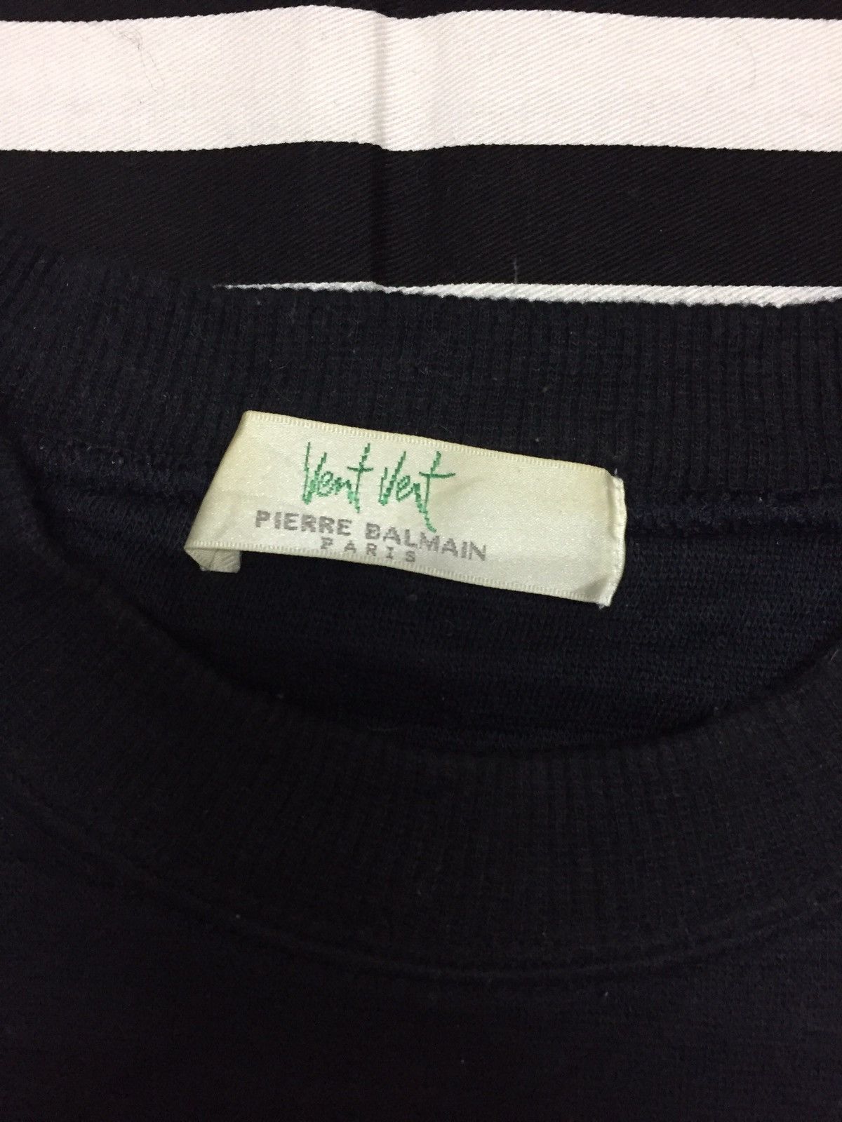 Balmain Vintage Pierre Balmain Vent Vert Embroidery Sweatshirt Size US S / EU 44-46 / 1 - 3 Thumbnail