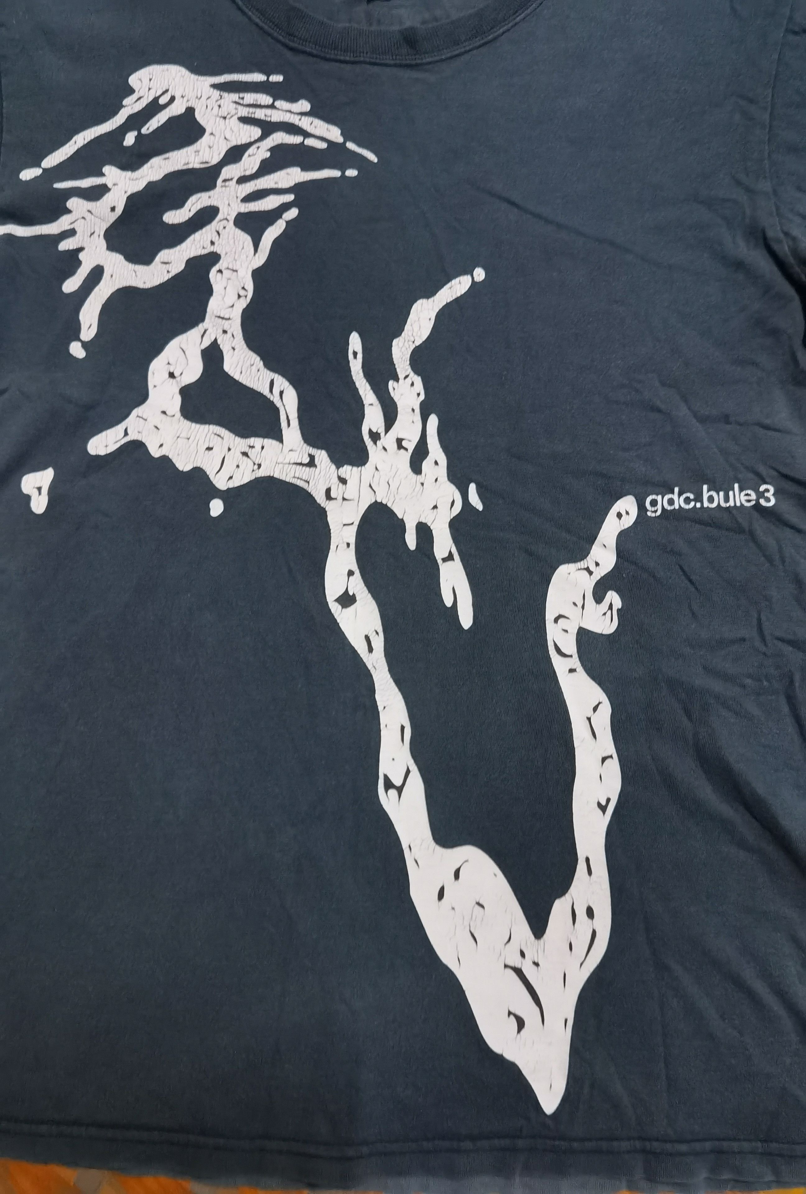 Japanese Brand GDC Tokyo present Blue 3 T-shirt Size US M / EU 48-50 / 2 - 3 Thumbnail