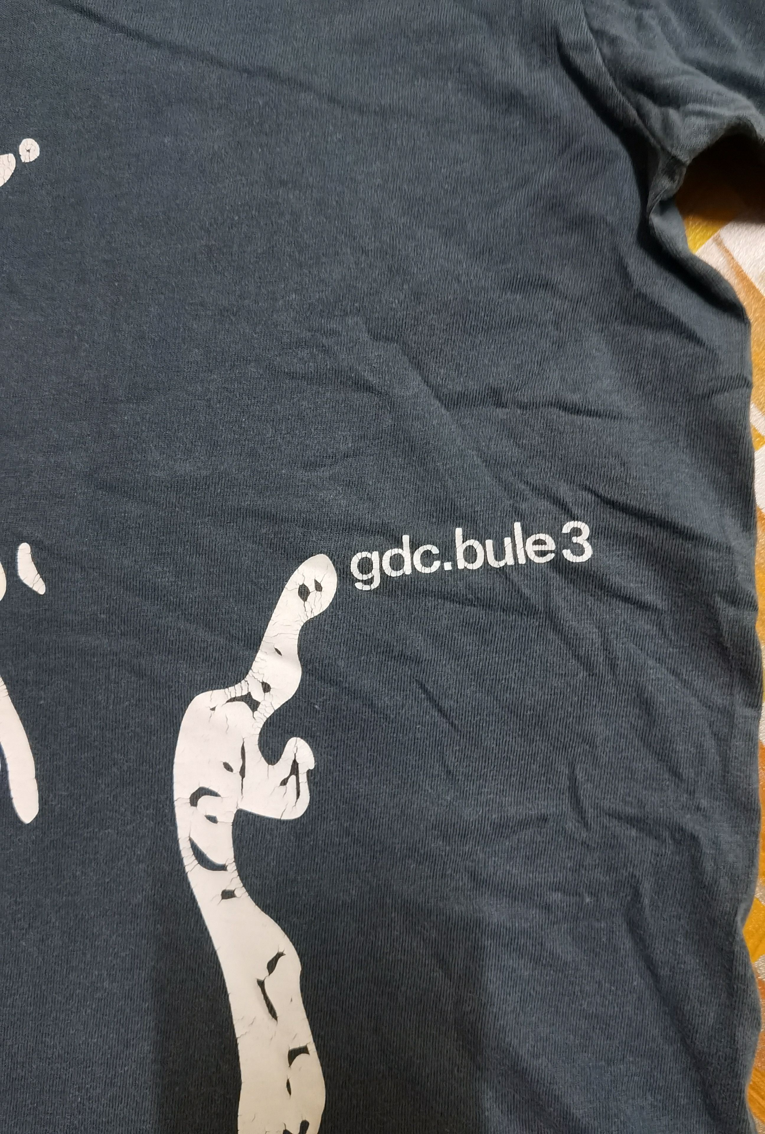 Japanese Brand GDC Tokyo present Blue 3 T-shirt Size US M / EU 48-50 / 2 - 5 Thumbnail