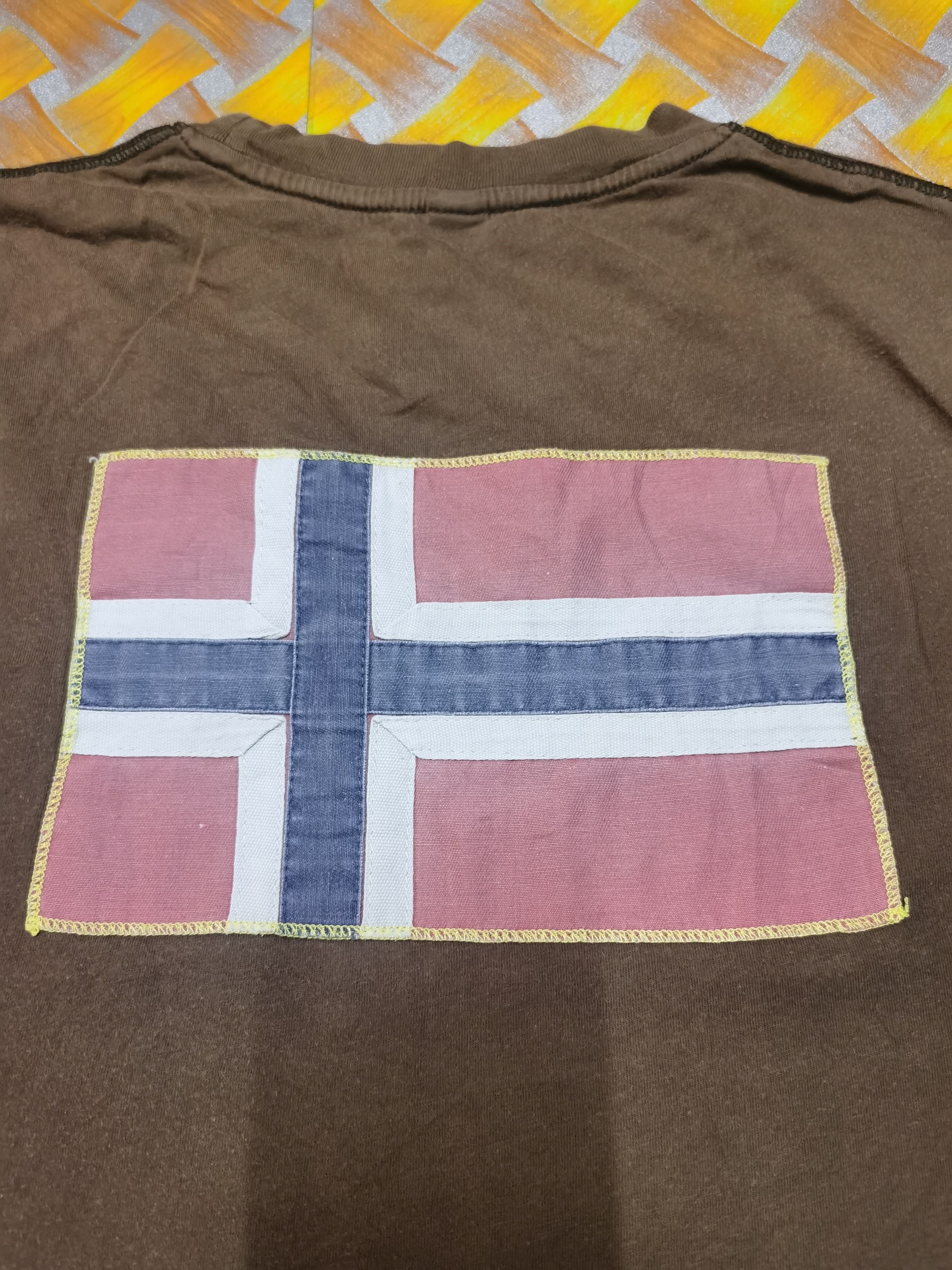 Napapijri Vintage Embroidered Napapijri Logo T-shirt Size US L / EU 52-54 / 3 - 9 Thumbnail