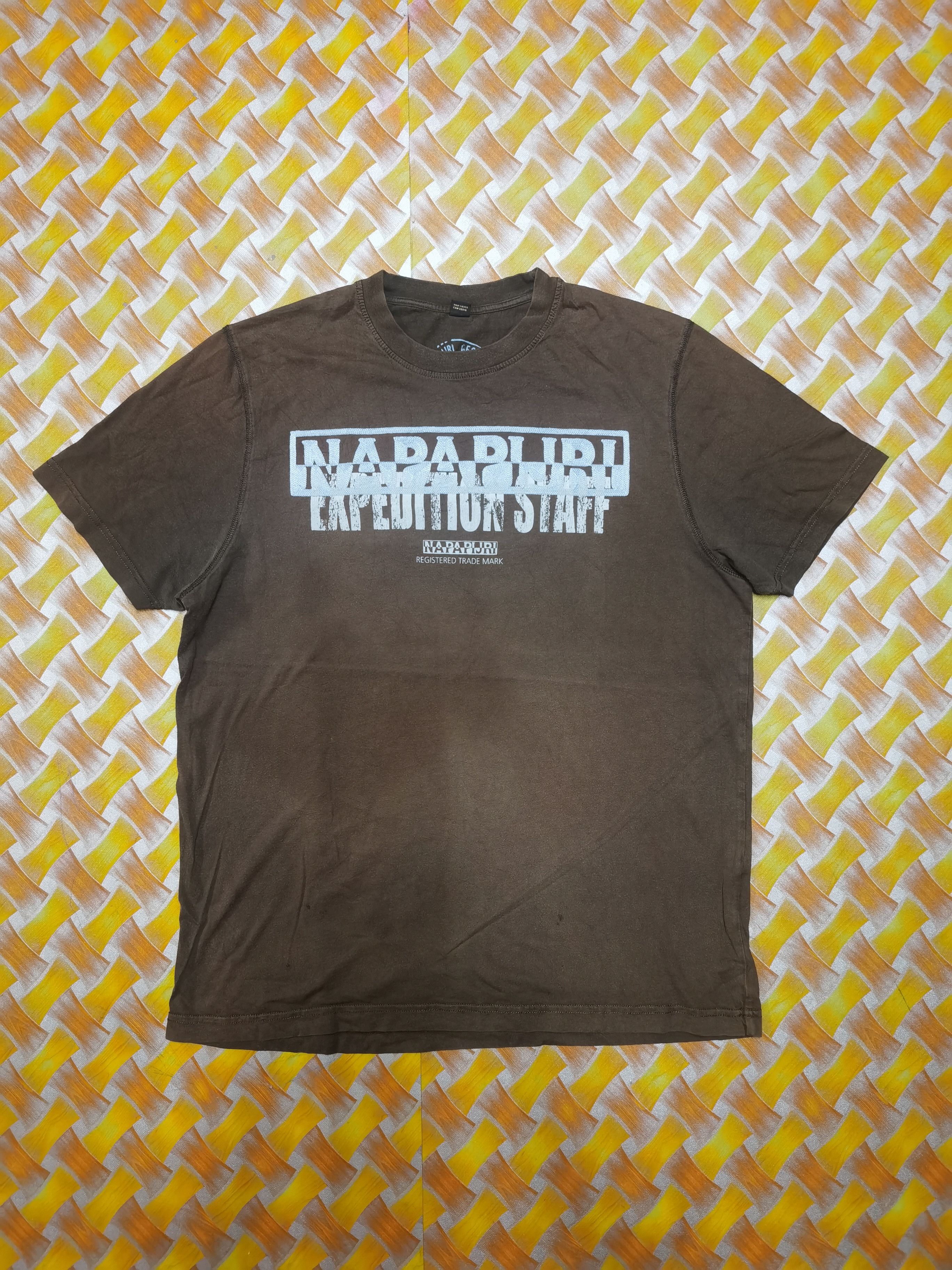 Napapijri Vintage Embroidered Napapijri Logo T-shirt Size US L / EU 52-54 / 3 - 1 Thumbnail