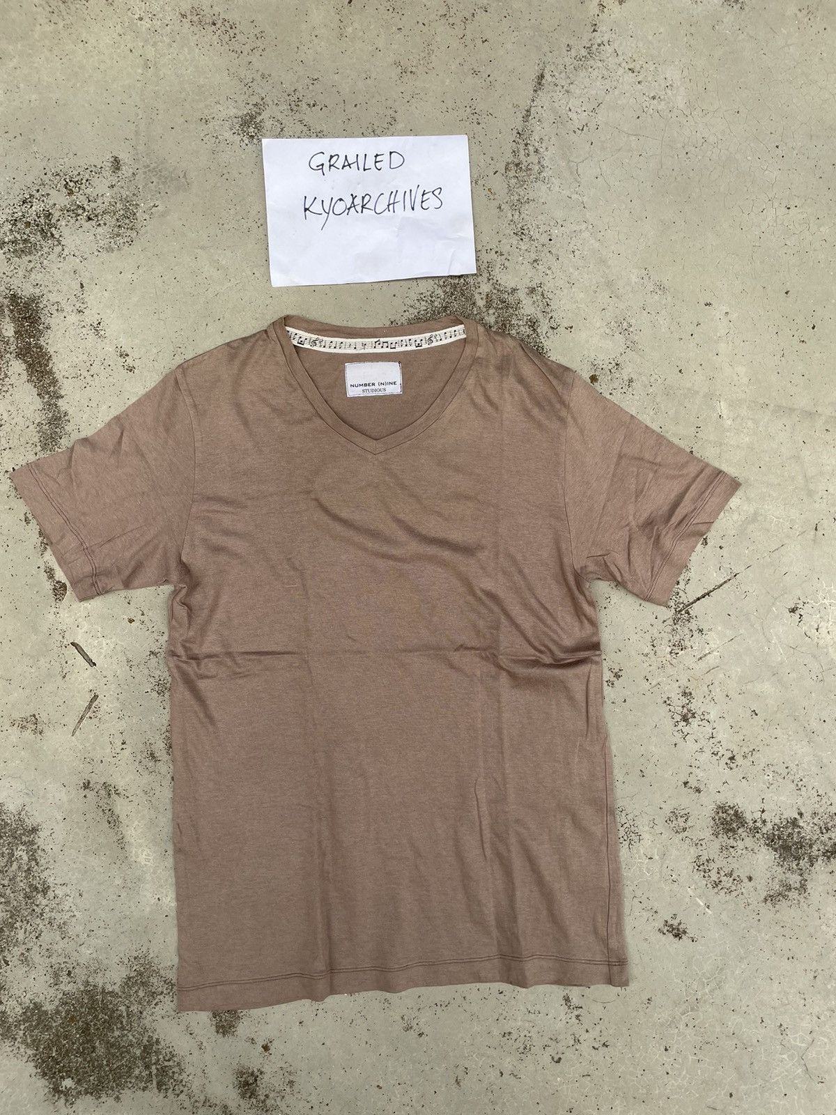 NUMBER (N)INE STUDIOUS V NECK TEE