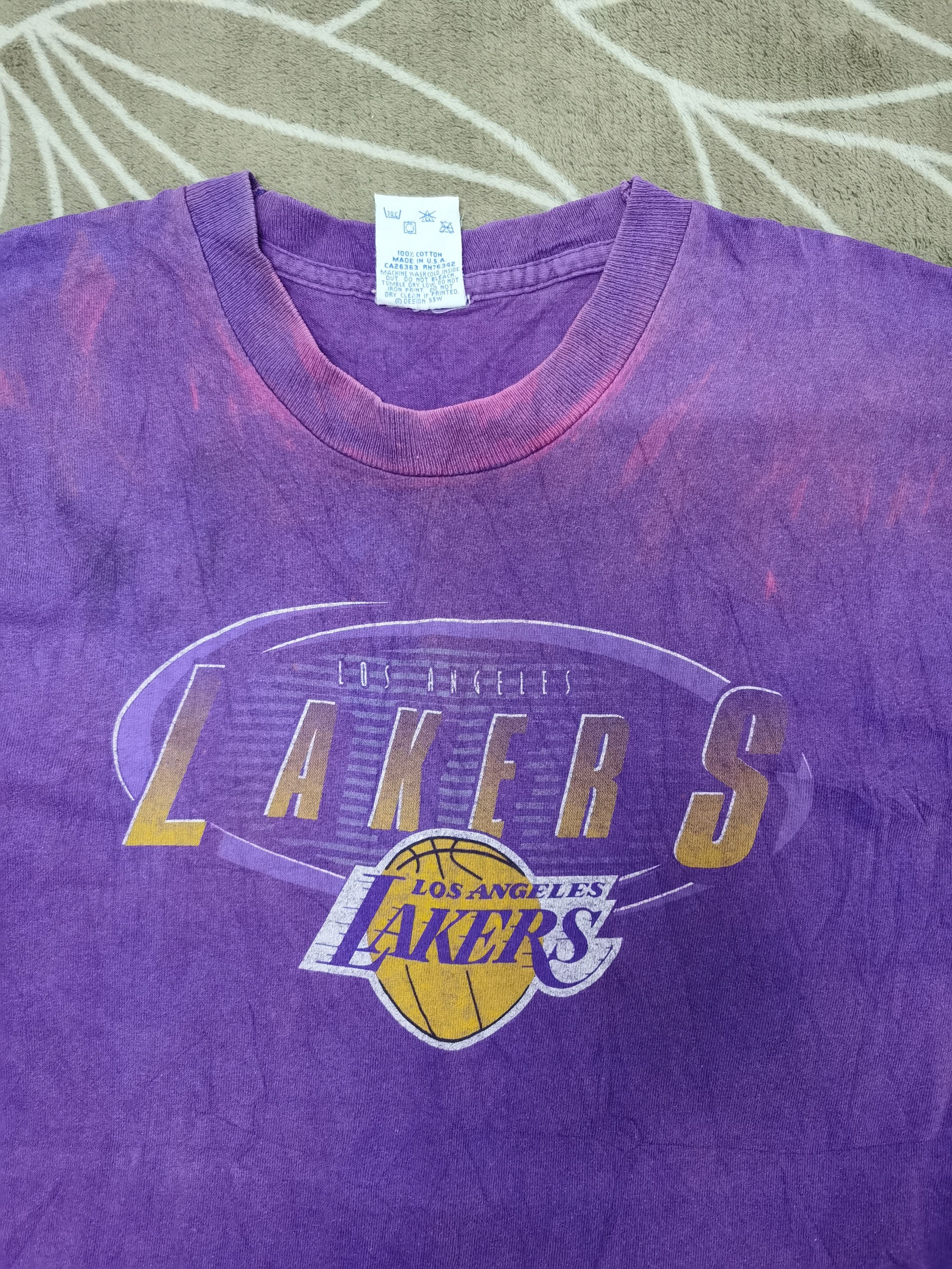 NBA × Salem Sportswear Vintage L.A. Lakers T shirt Size US M / EU 48-50 / 2 - 2 Thumbnail