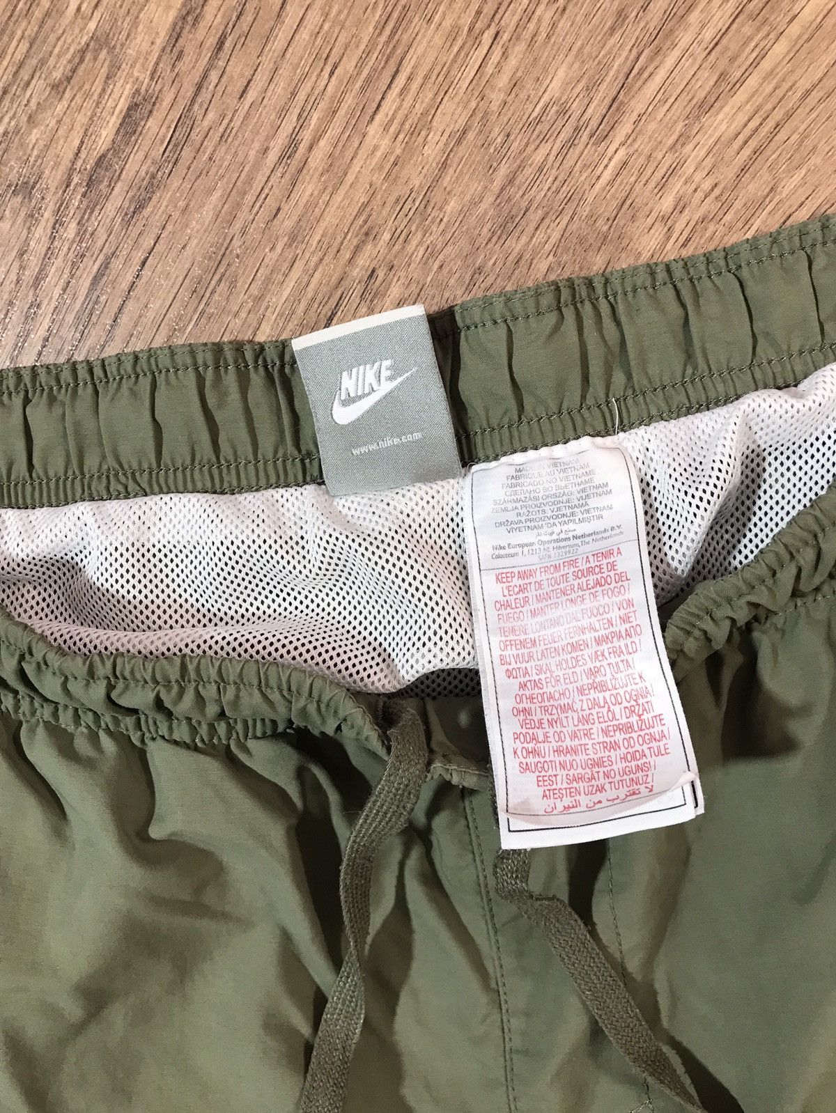 Nike × Vintage Nike vintage 90s Nylon Khaki shorts Size US 40 / EU 56 - 3 Thumbnail