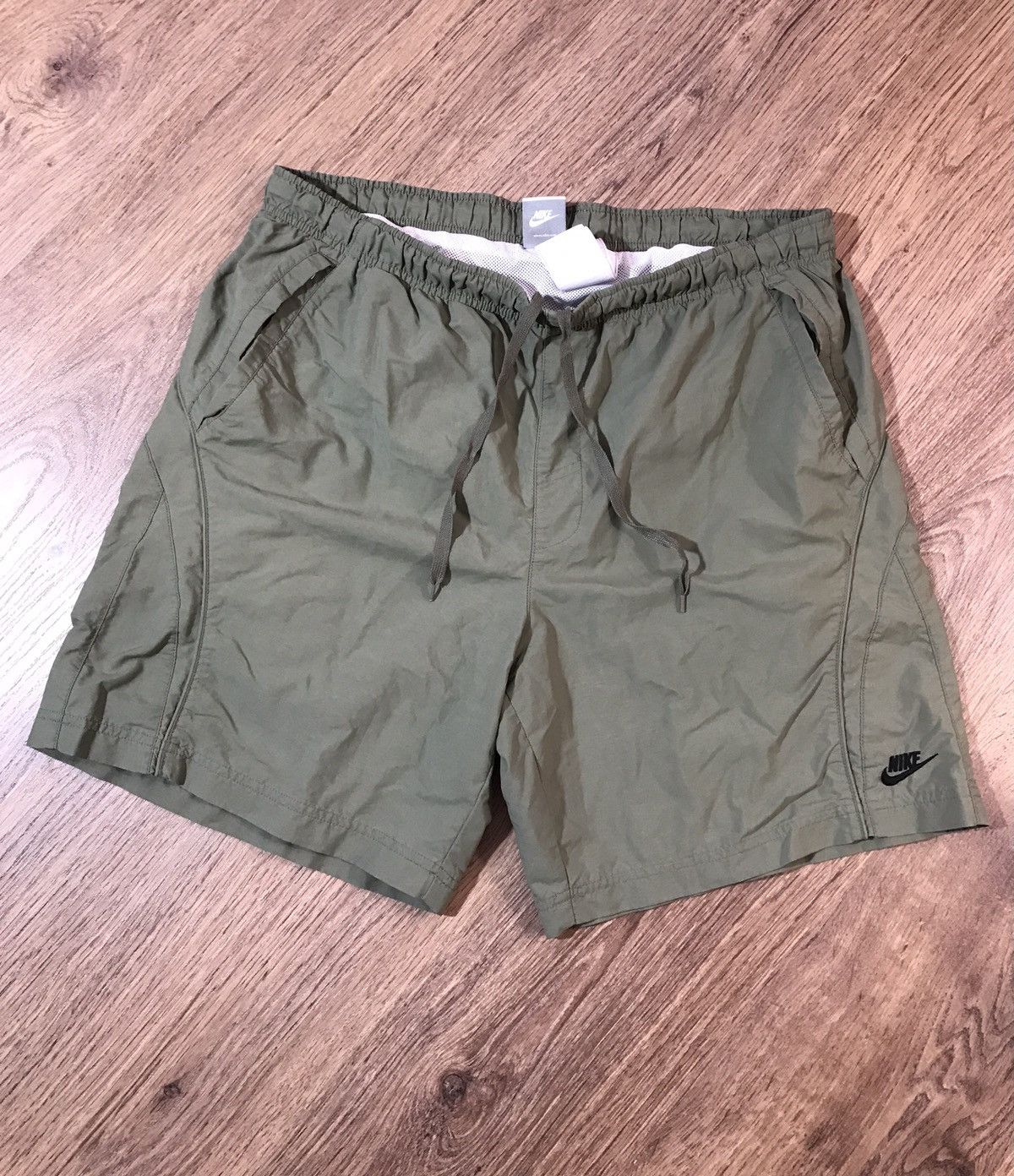 Nike × Vintage Nike vintage 90s Nylon Khaki shorts Size US 40 / EU 56 - 1 Thumbnail