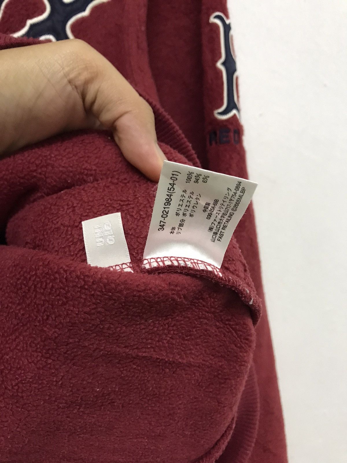 Japanese Brand Vintage Mlb Red Sox x Uniqlo Fleece Sweatshirt Size US M / EU 48-50 / 2 - 9 Thumbnail
