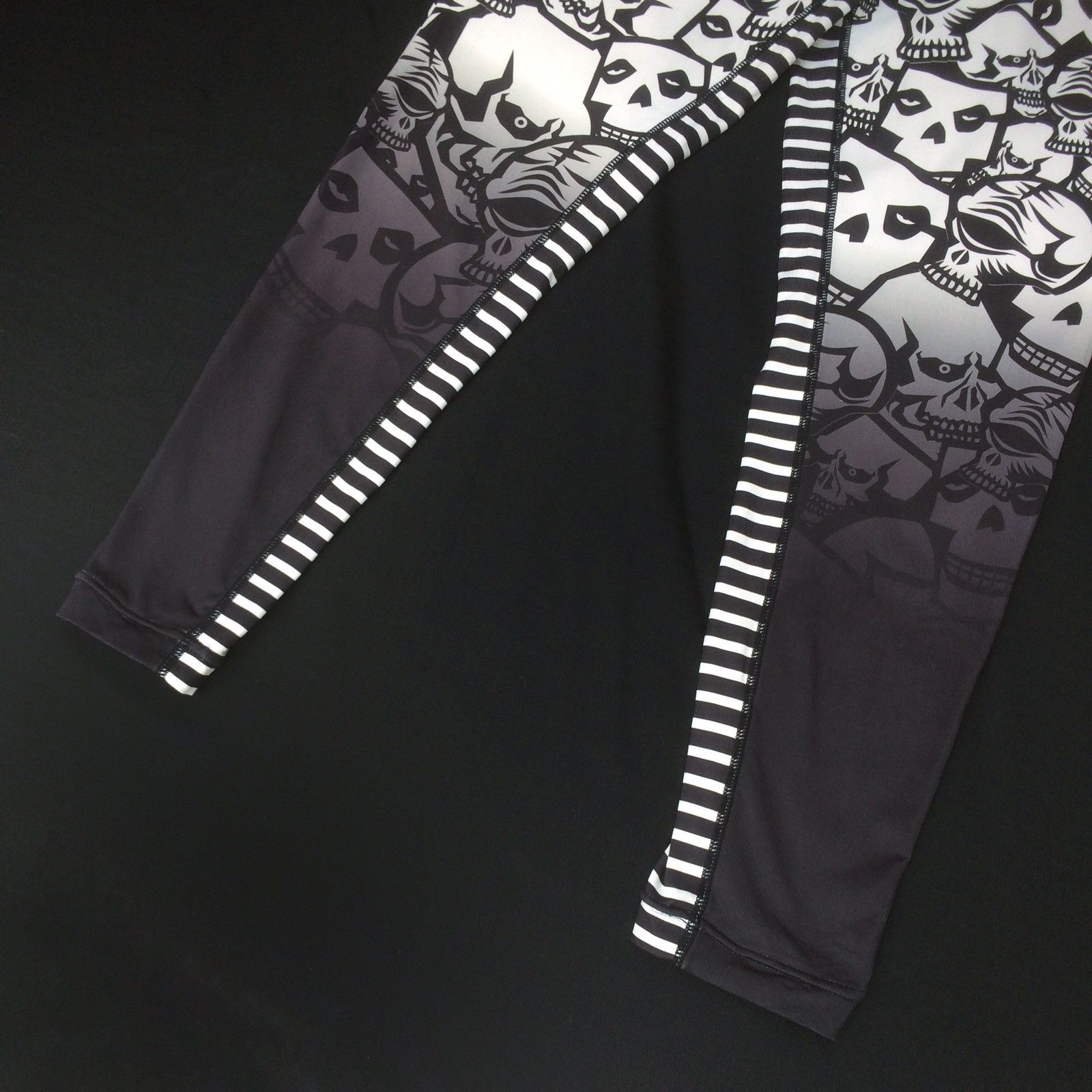 Japanese Brand × Misfits Overprint Punk Drunkers Tight Legging Size US 32 / EU 48 - 6 Thumbnail