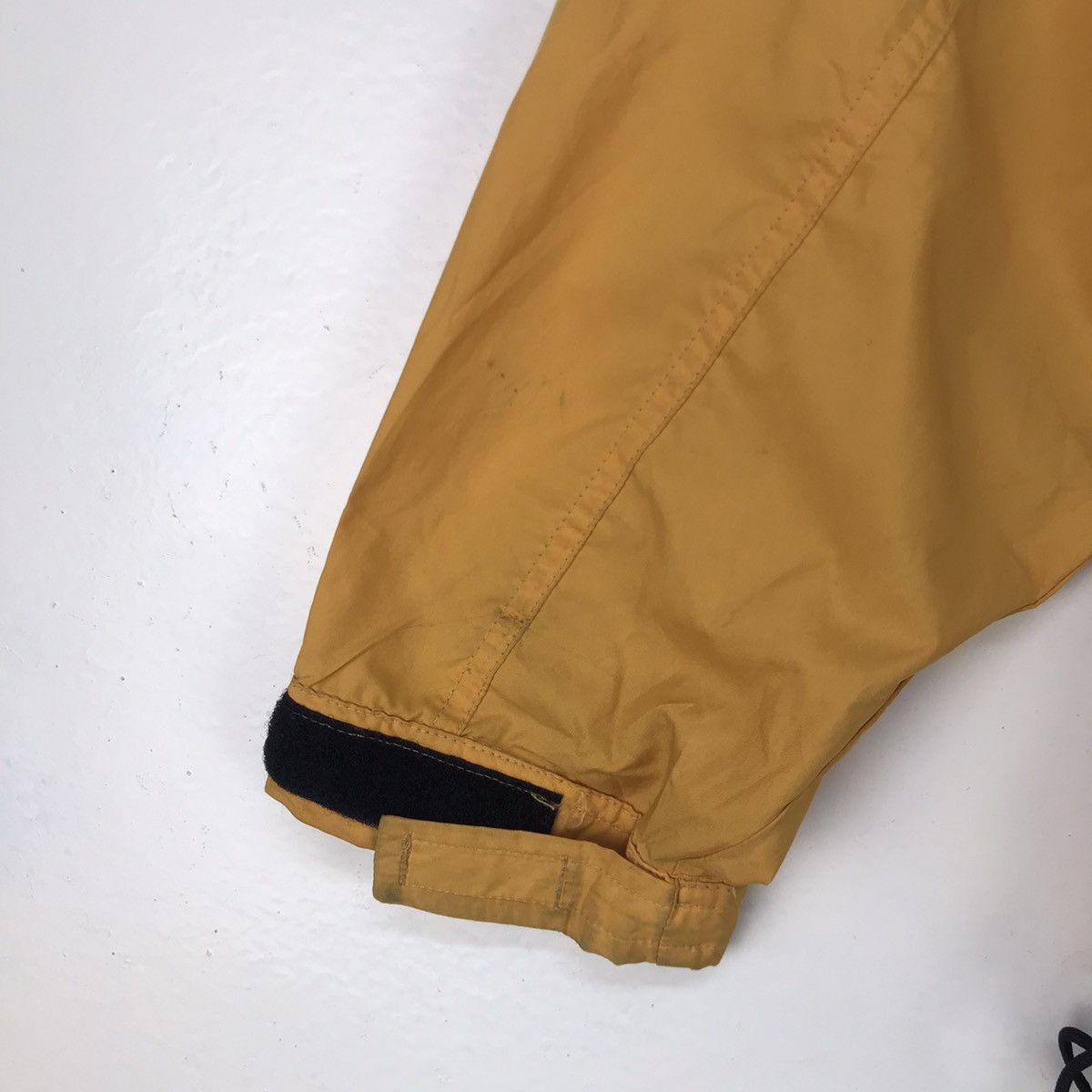 The North Face The North Face Yellow Black Half Zipper Stow Pocket Jacket Size US S / EU 44-46 / 1 - 5 Thumbnail