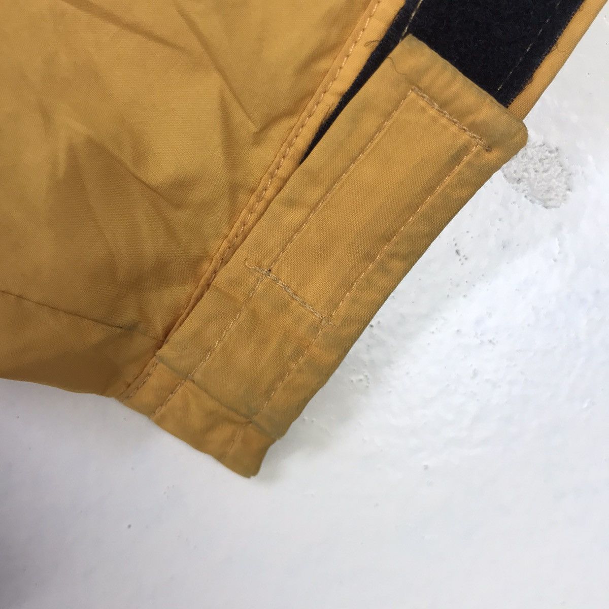 The North Face The North Face Yellow Black Half Zipper Stow Pocket Jacket Size US S / EU 44-46 / 1 - 10 Thumbnail