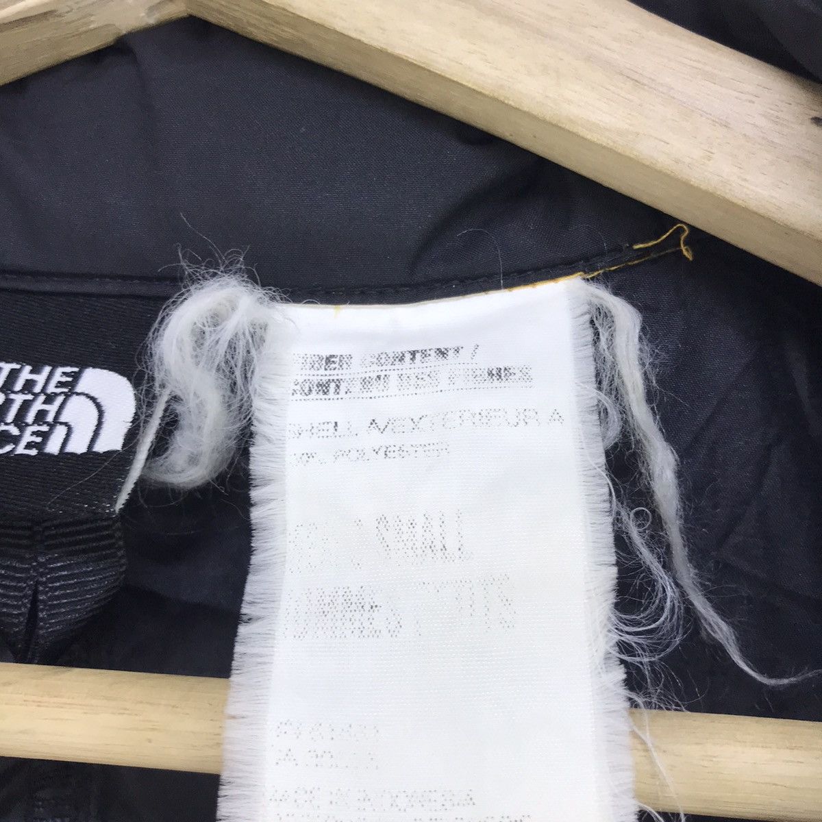 The North Face The North Face Yellow Black Half Zipper Stow Pocket Jacket Size US S / EU 44-46 / 1 - 22 Thumbnail
