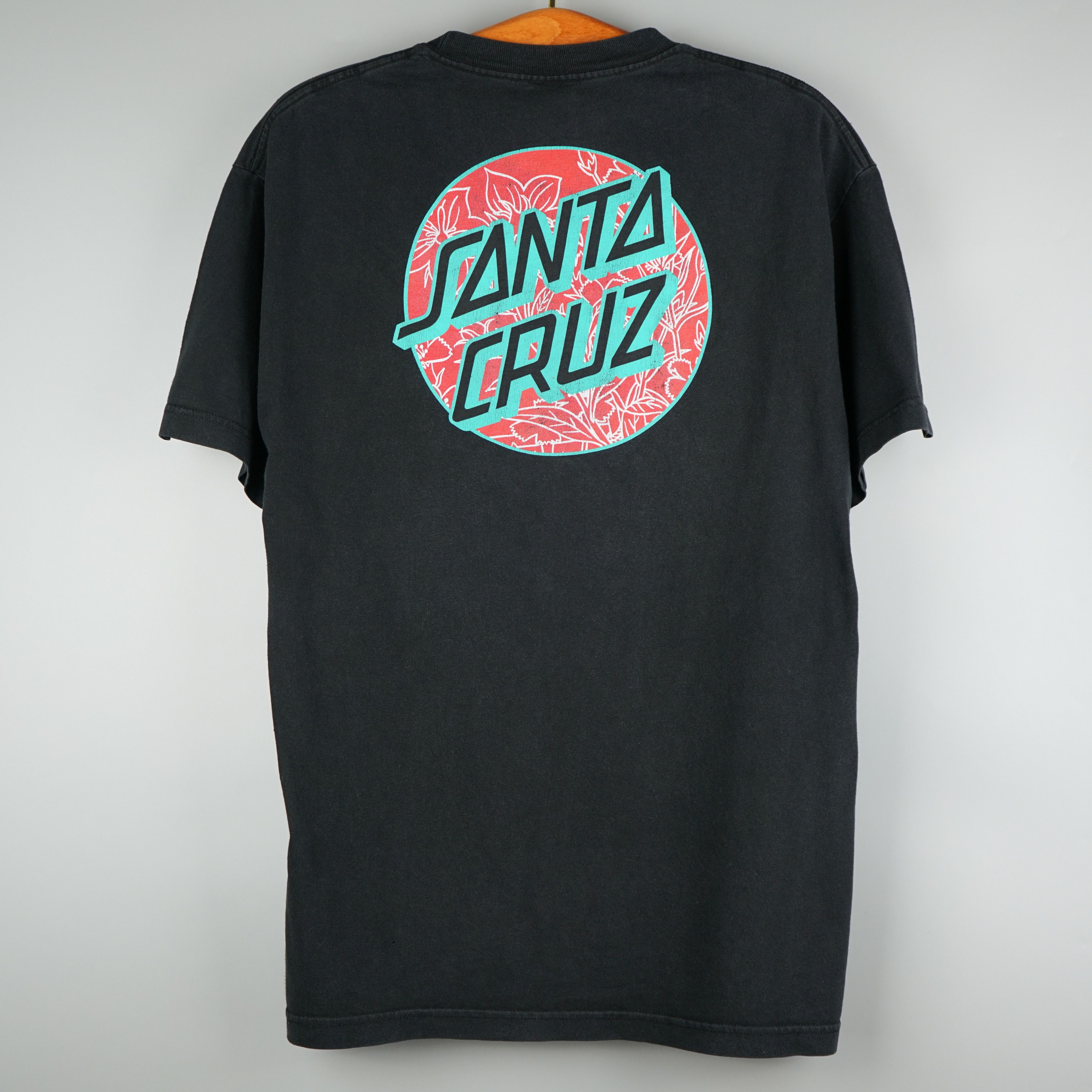 Vintage y2k early 2000s Santa Cruz t-shirt Skateboarding | Grailed