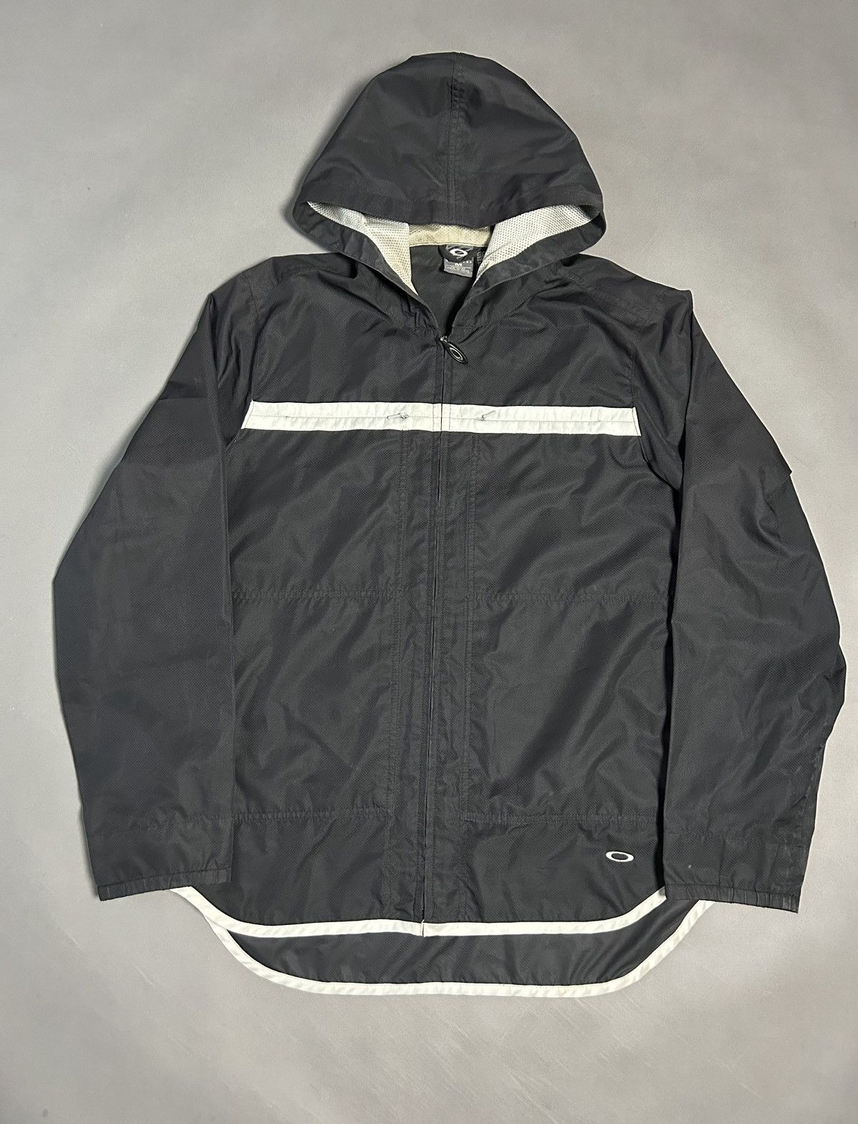Oakley Oakley vintage black windbreaker jacket techwear functional Size US M / EU 48-50 / 2 - 1 Thumbnail