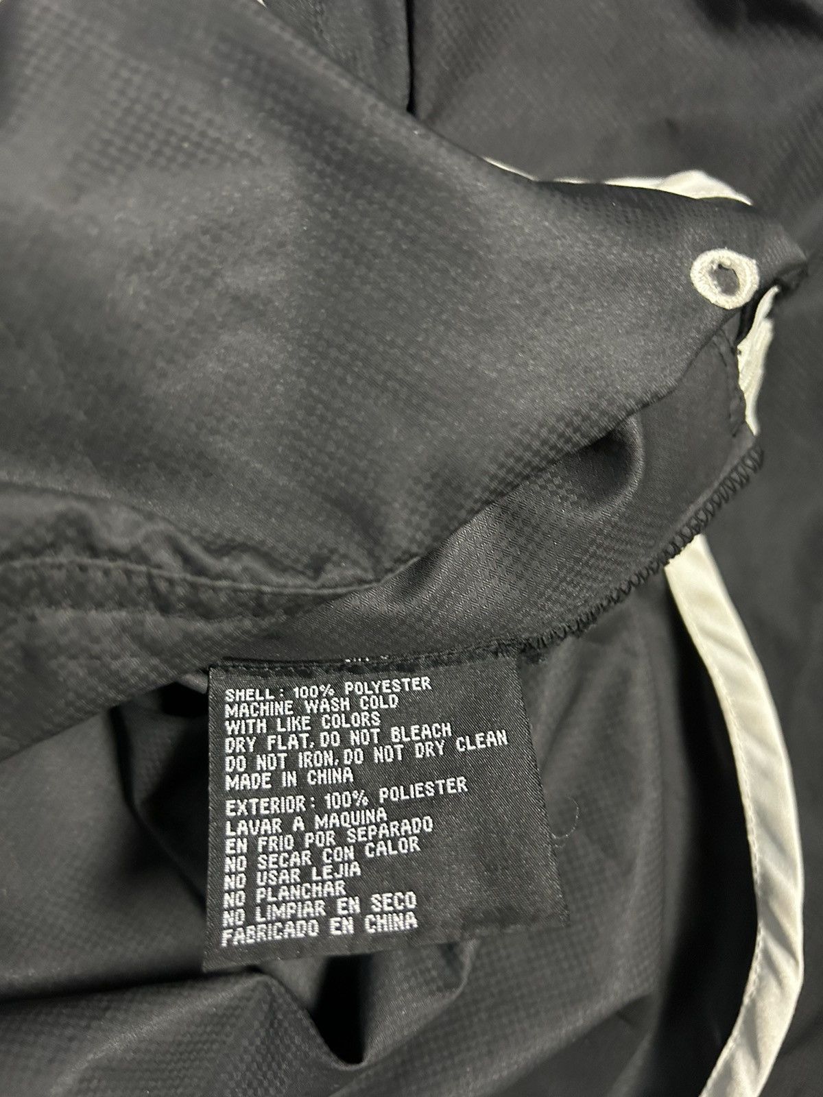 Oakley Oakley vintage black windbreaker jacket techwear functional Size US M / EU 48-50 / 2 - 6 Thumbnail