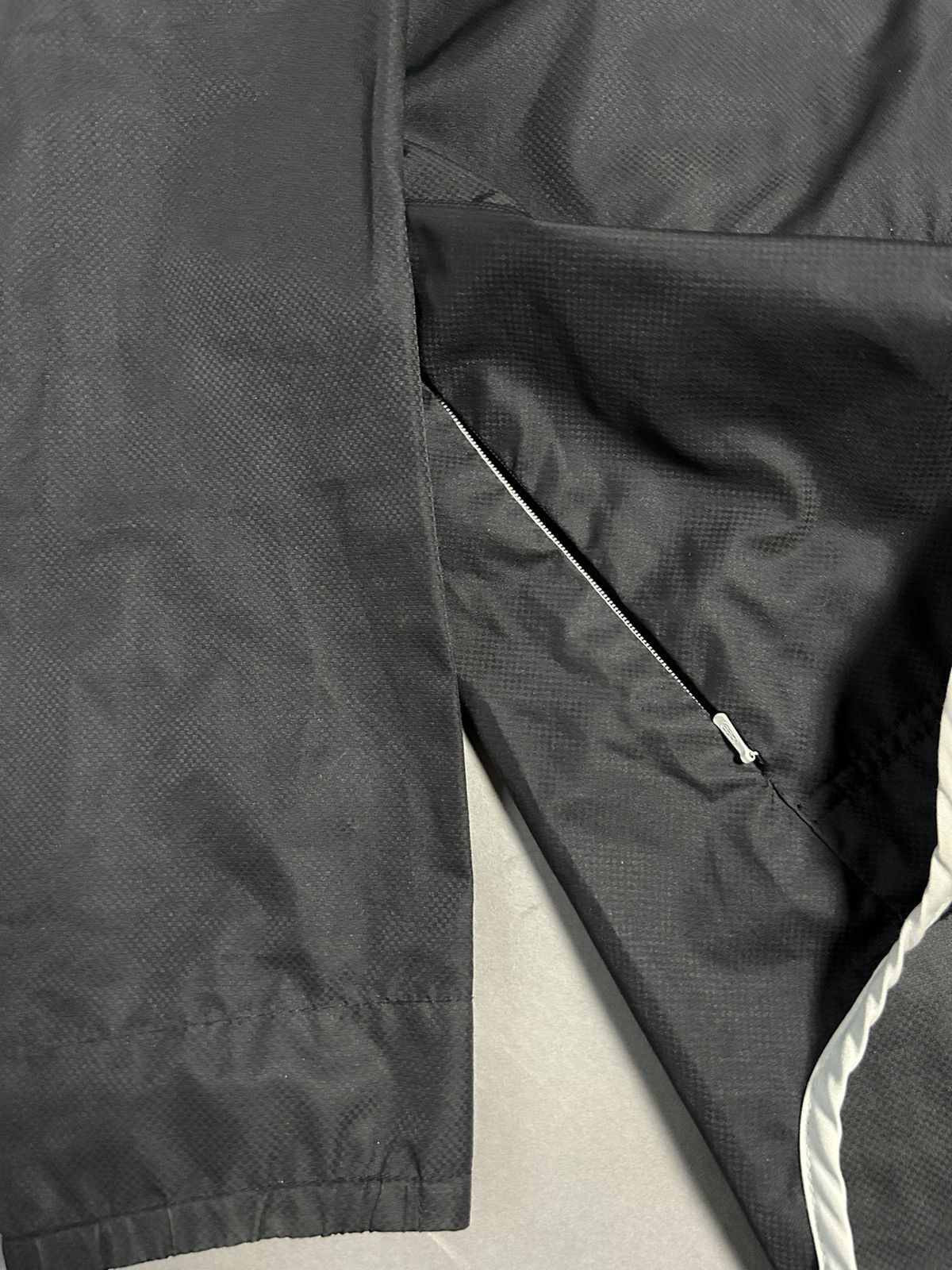 Oakley Oakley vintage black windbreaker jacket techwear functional Size US M / EU 48-50 / 2 - 7 Thumbnail